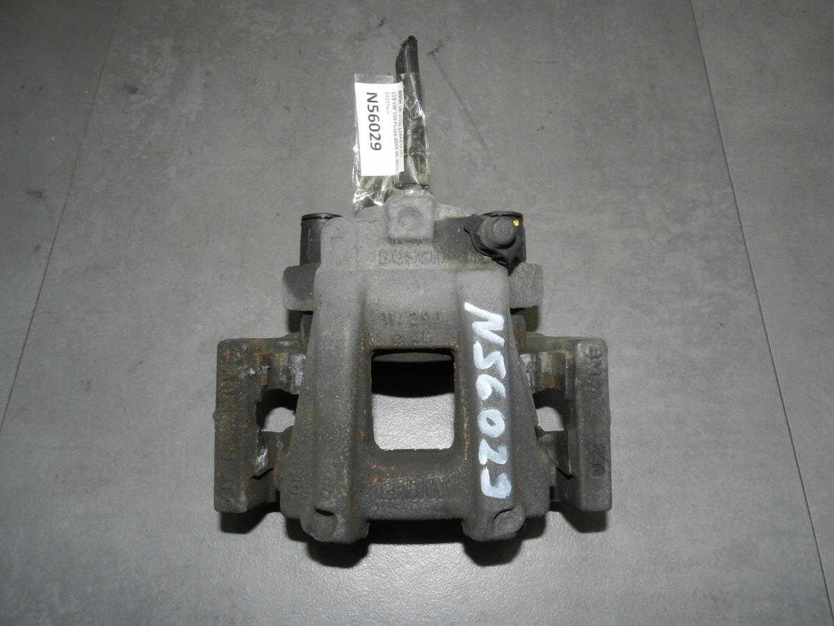 BMW 1 F20 118Xd caliper left rear part