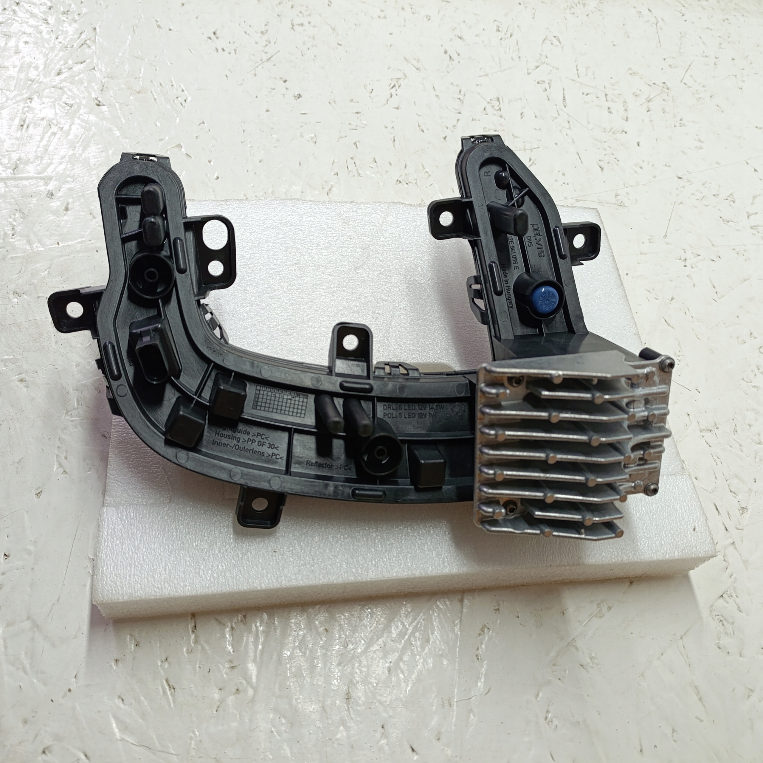 volkswagen vw UP РЕСТАЙЛИНГ ГАЛОГЕН led правый передний 12E941056E