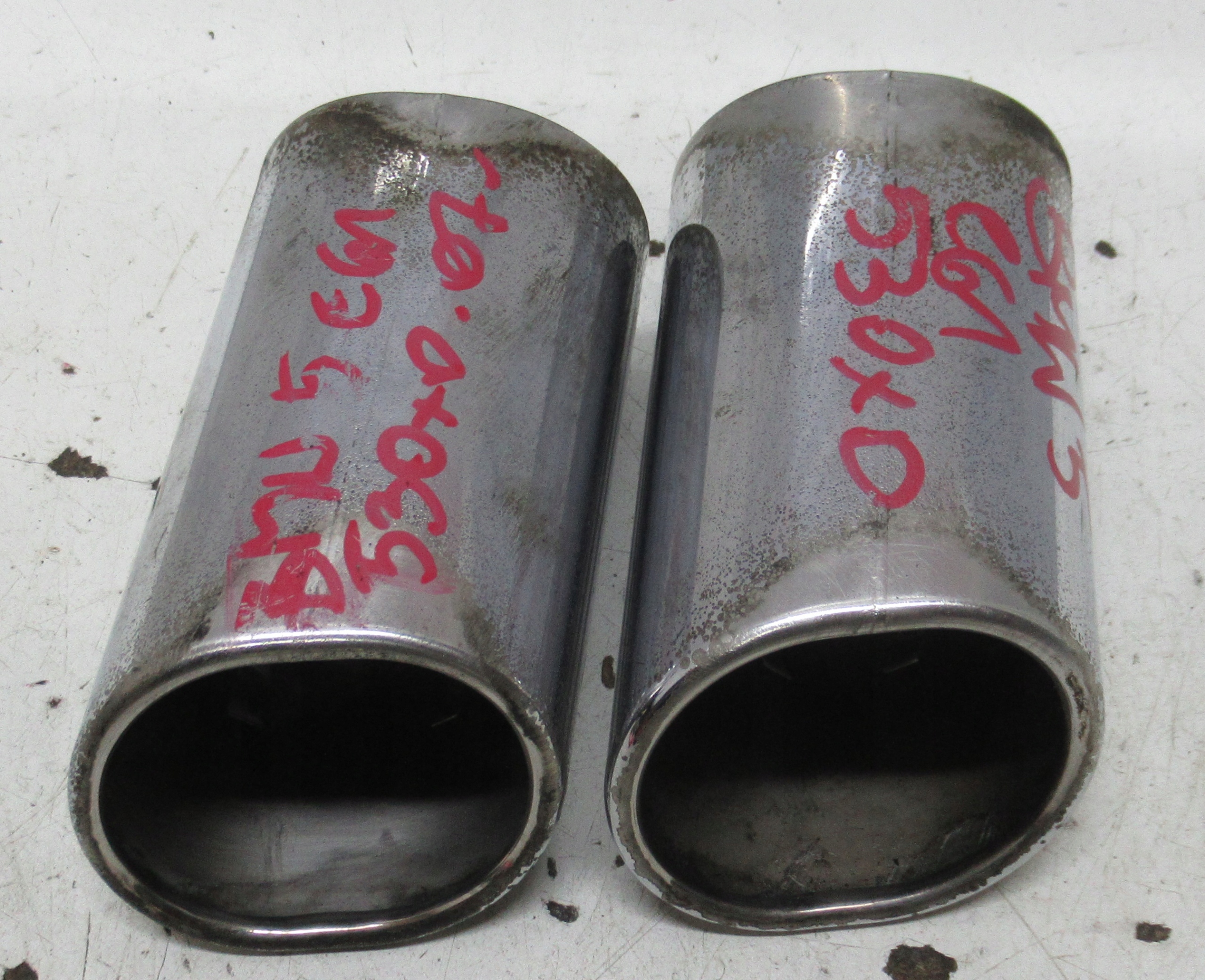 BMW E61 07R cover pipe end TLUMIKA CHROM KPL