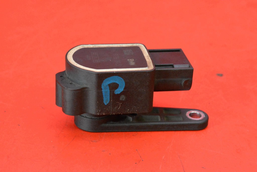 sensore livellamento luci 6778813 BMW E90 E91 04-12