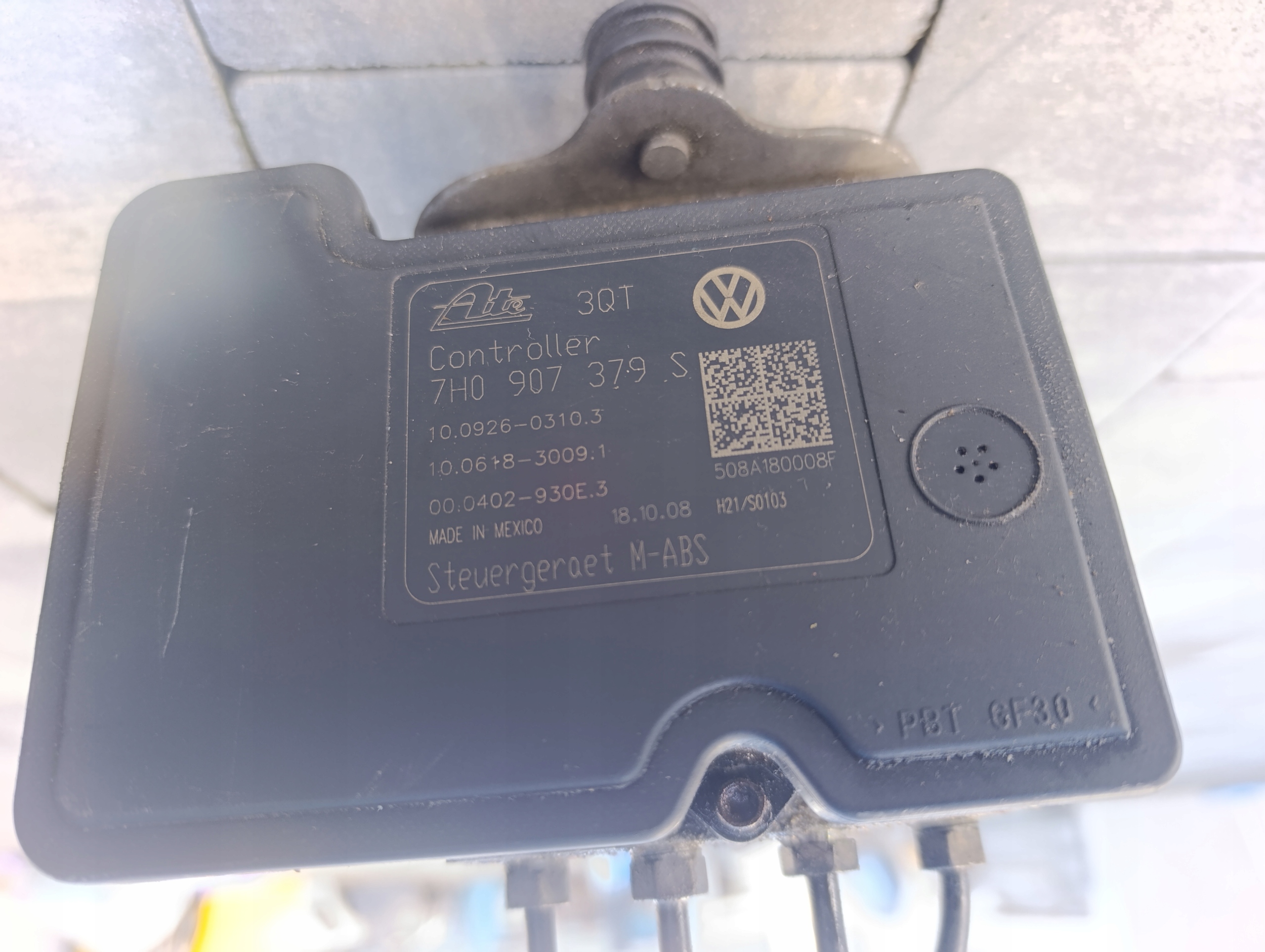 VW T5 pump ABS control unit 7H0614117A 7H0907379S