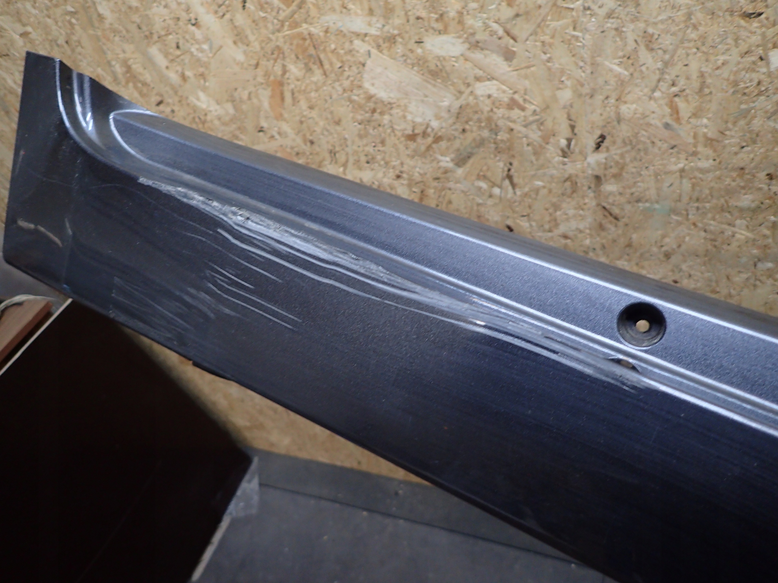 PRÓG LISTWA PROGOWA PRAWA TOYOTA COROLLA VERsO 04- Typ samochodu Samochody osobowe