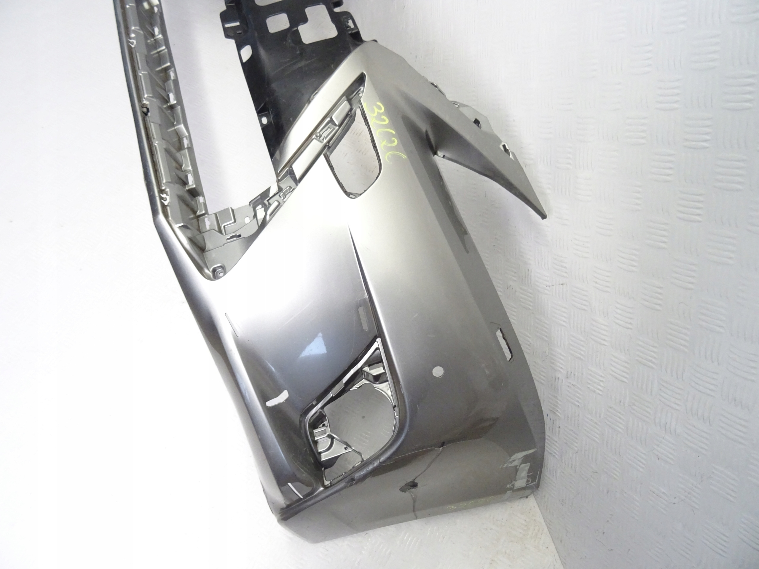 LEXUS CT 200 LIFT F SPORT bumper front