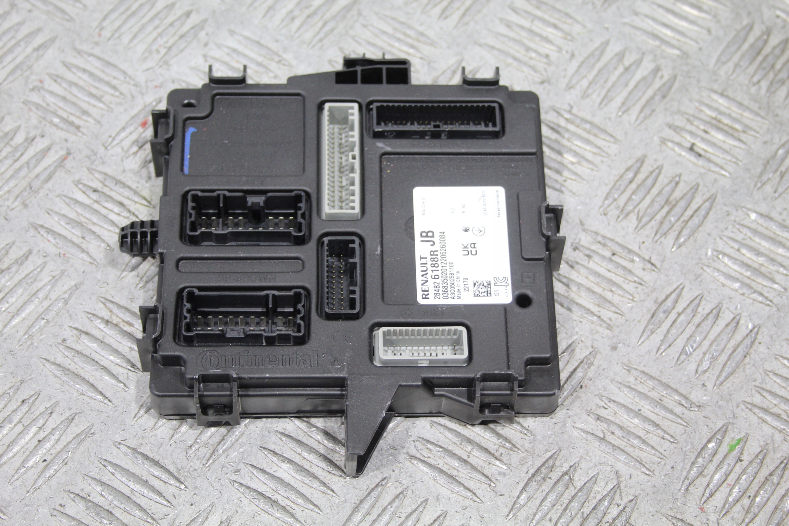 module control unit BCM TRAFIC IV 4 III 3 LIFT 2022