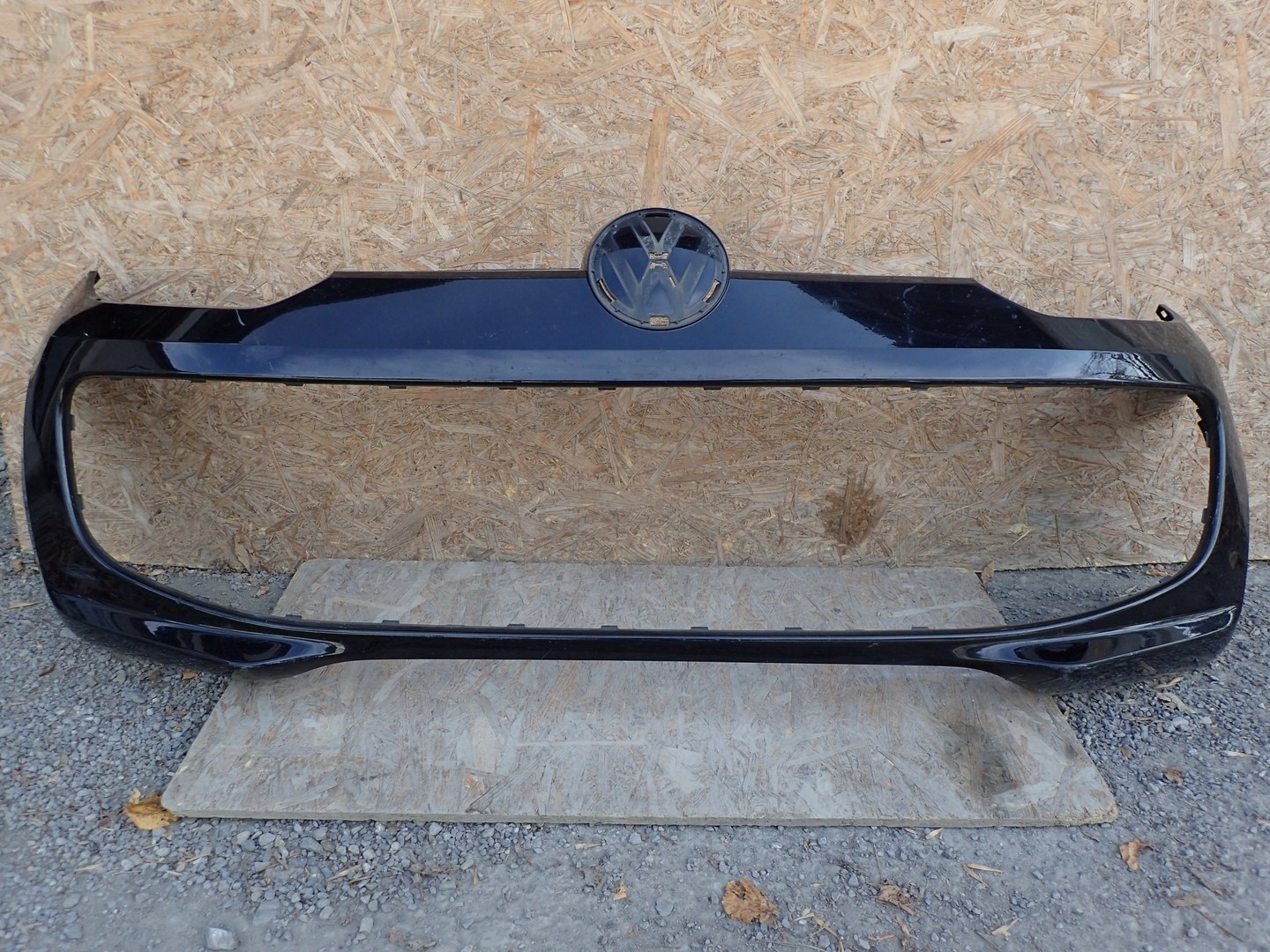 bumper front front VW VOLKSWAGEN UP UP! 1S0