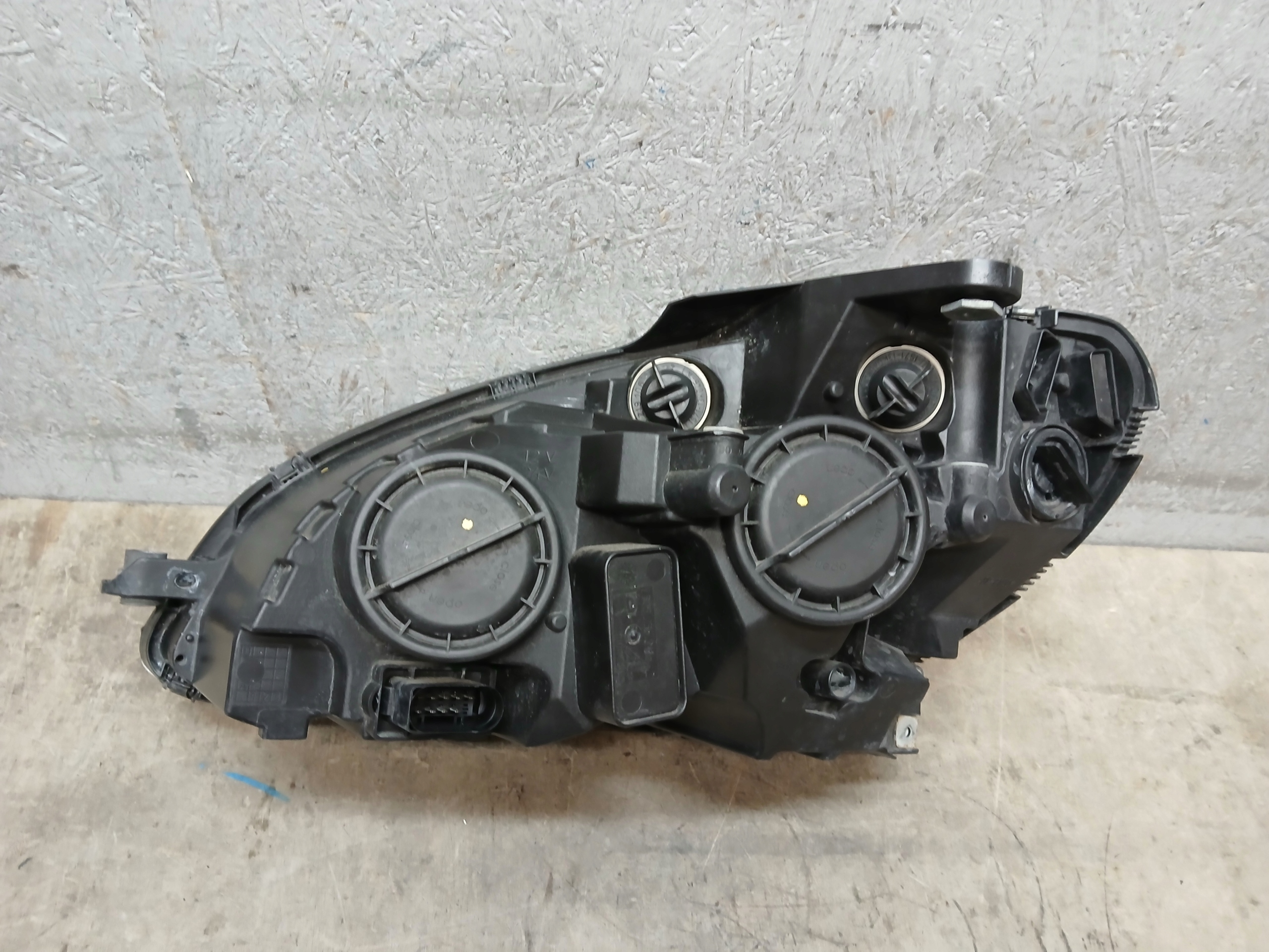 light front right MERCEDES C KLASA W204