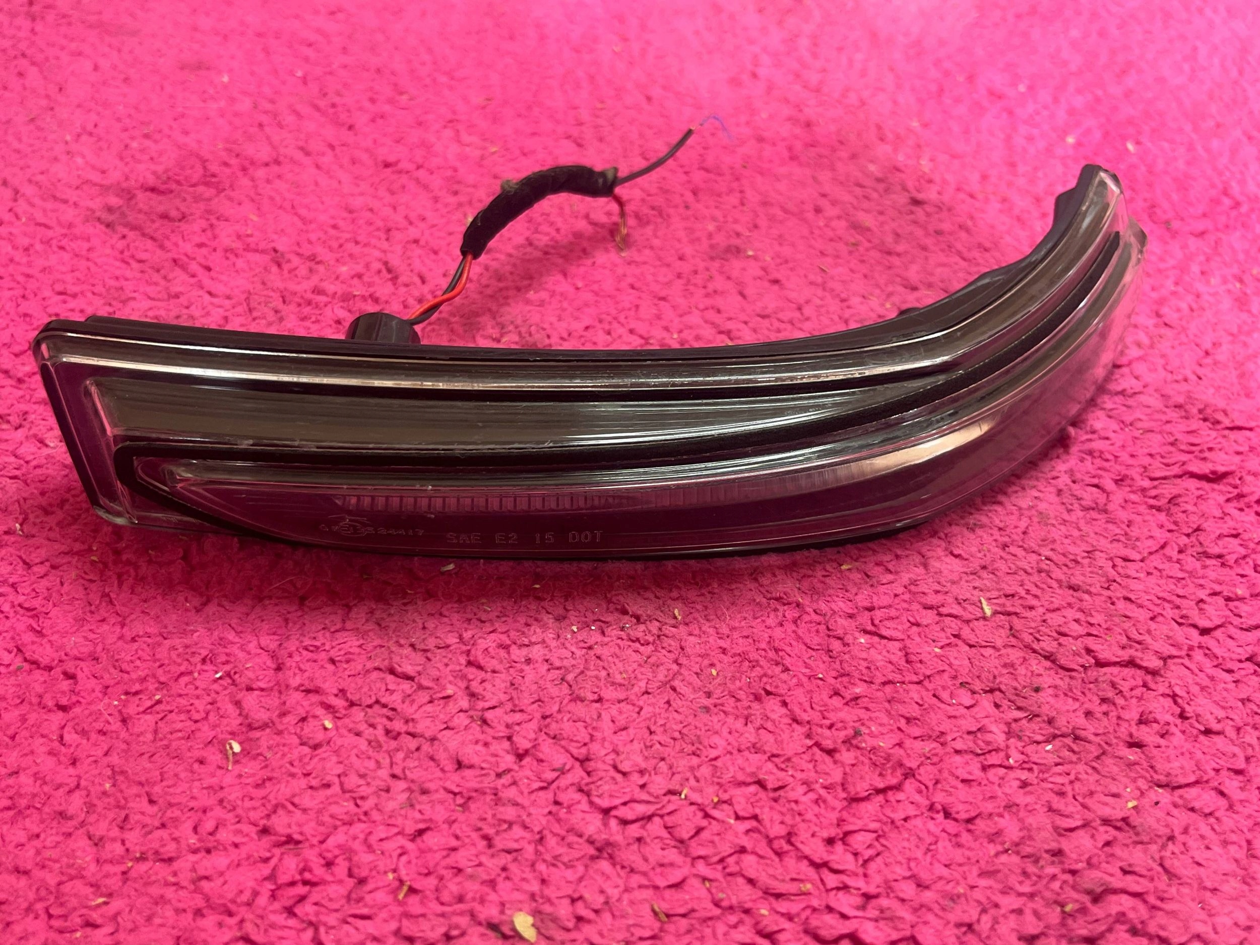indicator w in mirror left side KIA Sportage 87614-D9 !A