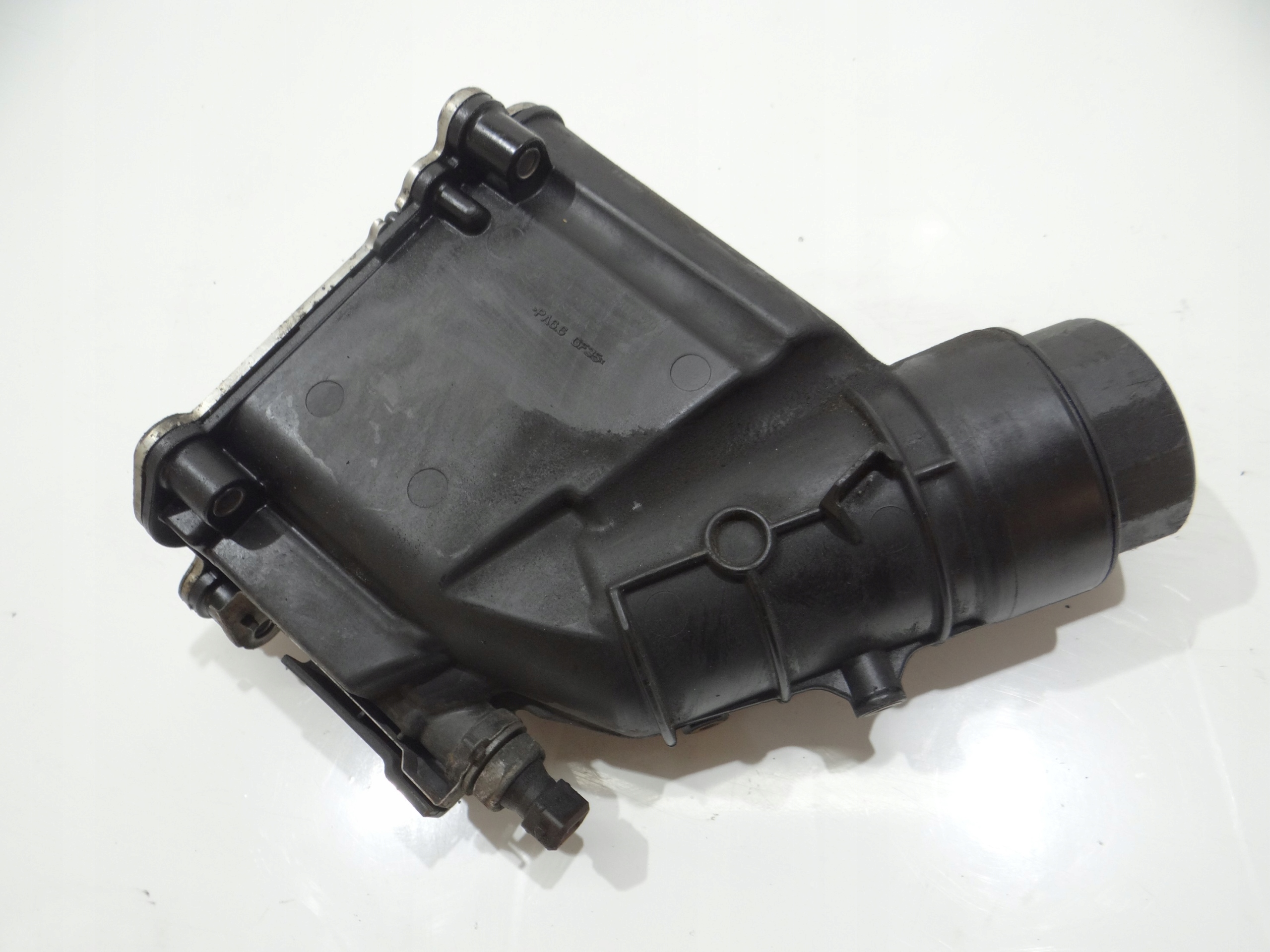 držač poklopač filtera ulja BMW 5 E60 E61 LCI N47D20A 7807799