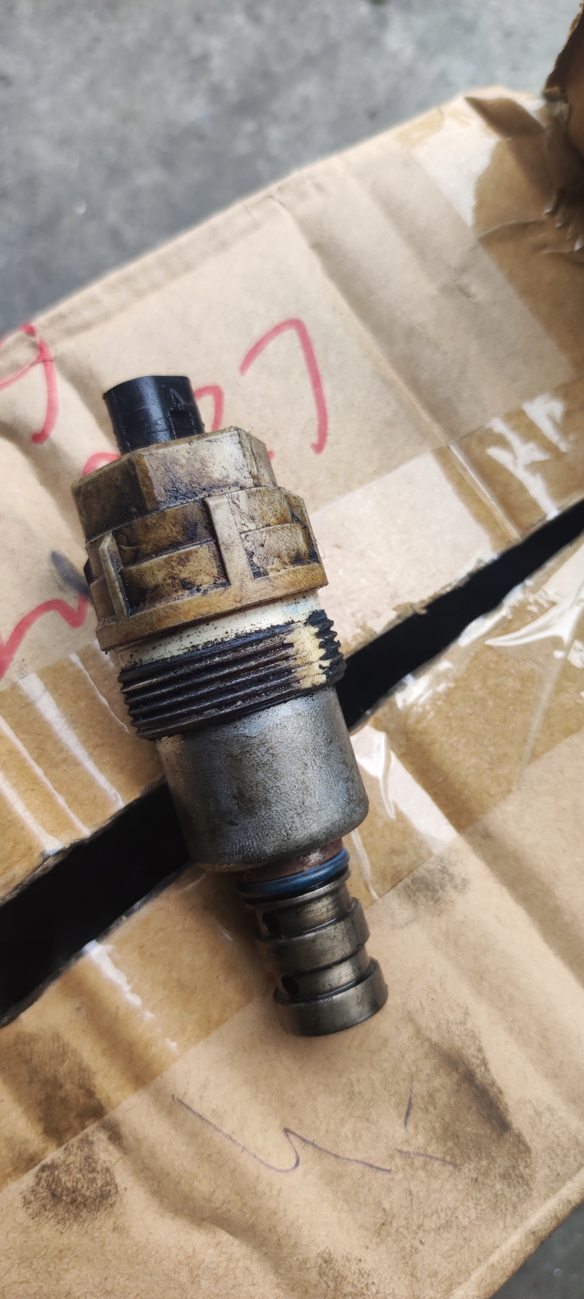 A6511800315 - W212 датчик тиску масла клапан 2.2 CDI 651 ORG