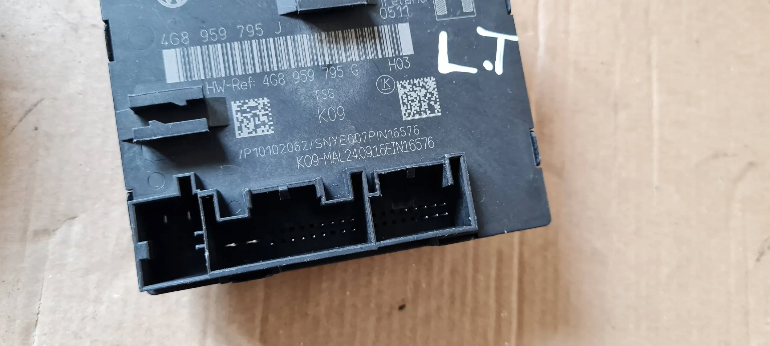 A6 C7 4G module control unit door left right rear part 4G8959795J A7 4G