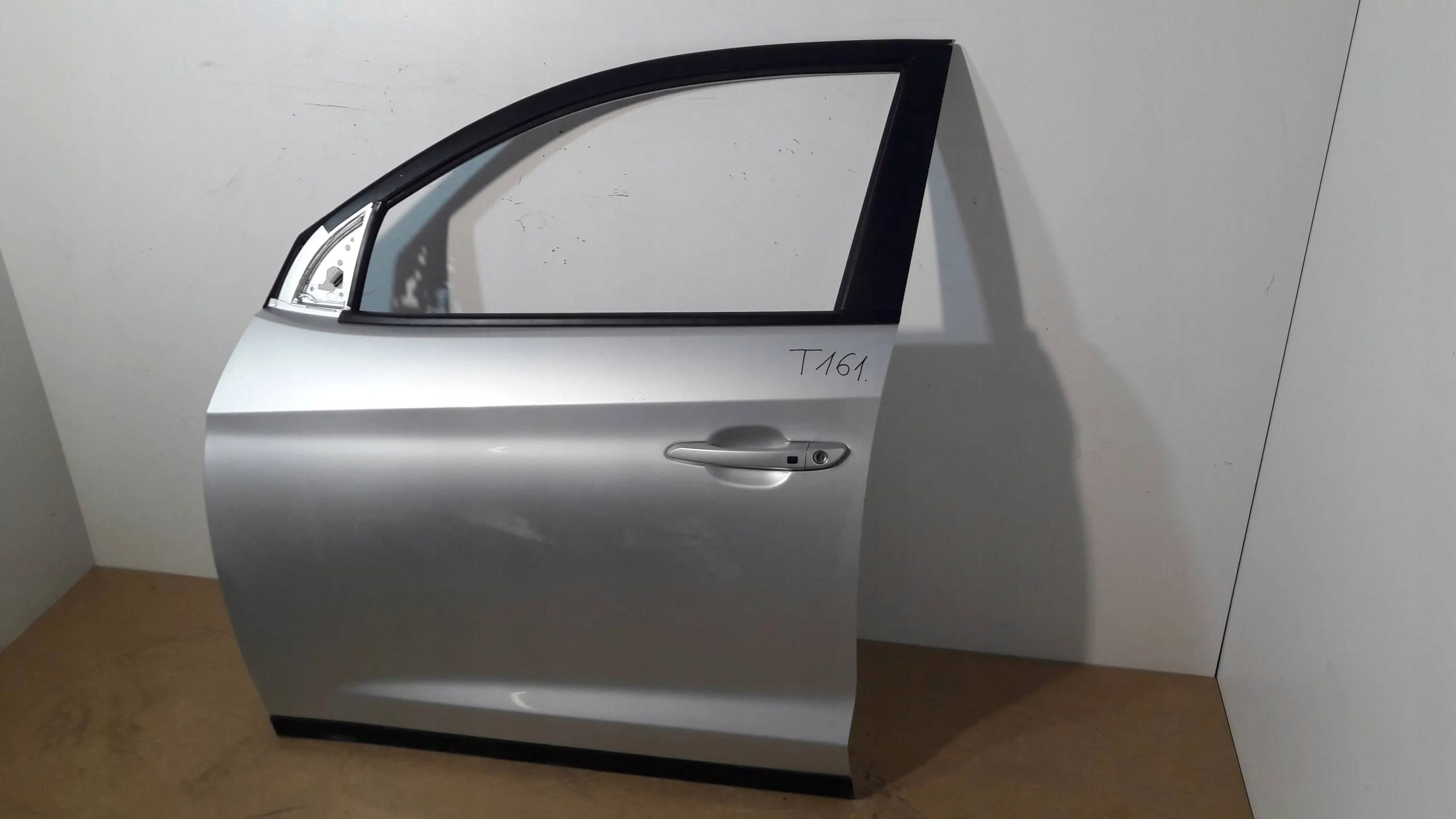 Hyundai Tucson TL dveře přední
