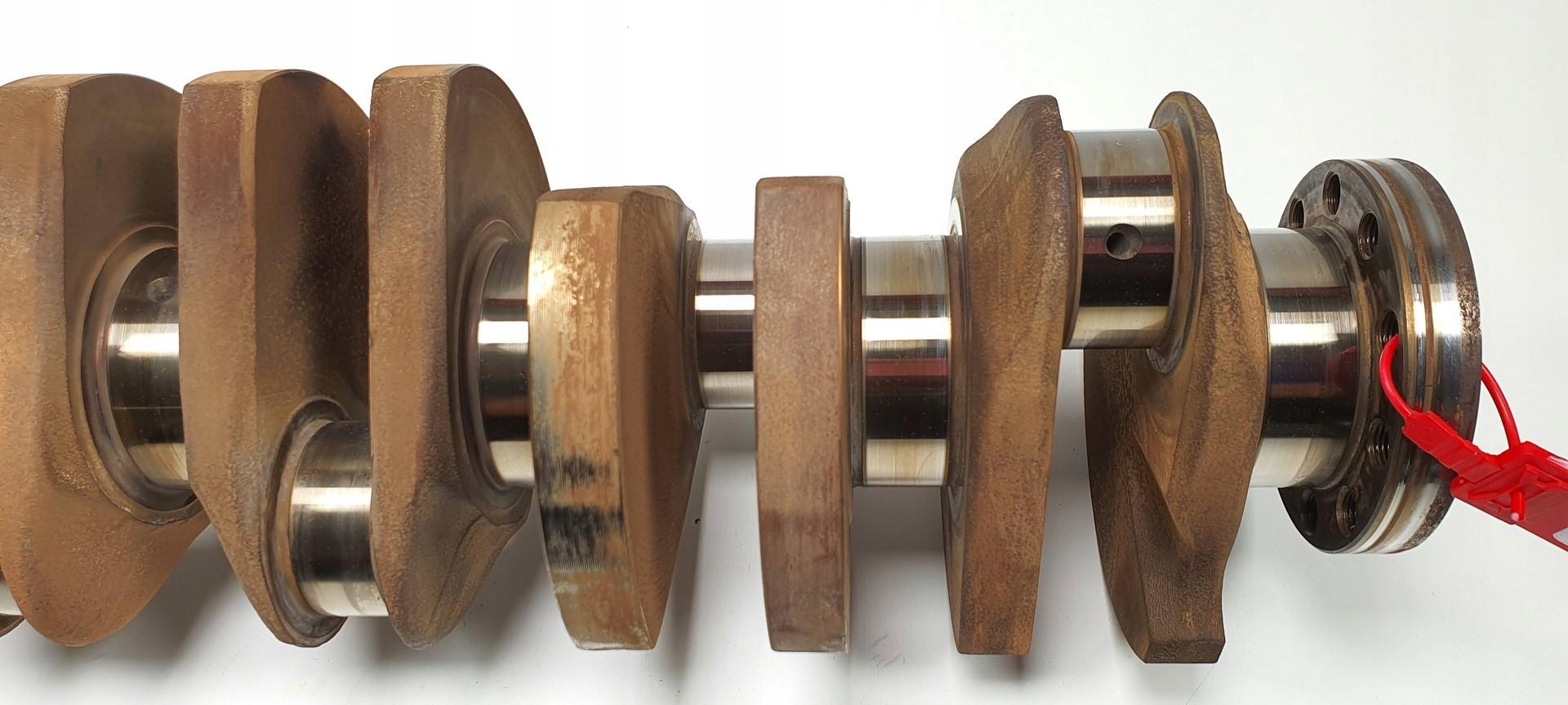 WAŁ KORBOWY VOLVO 940 960 3.0 B6304F Producent części Volvo OE