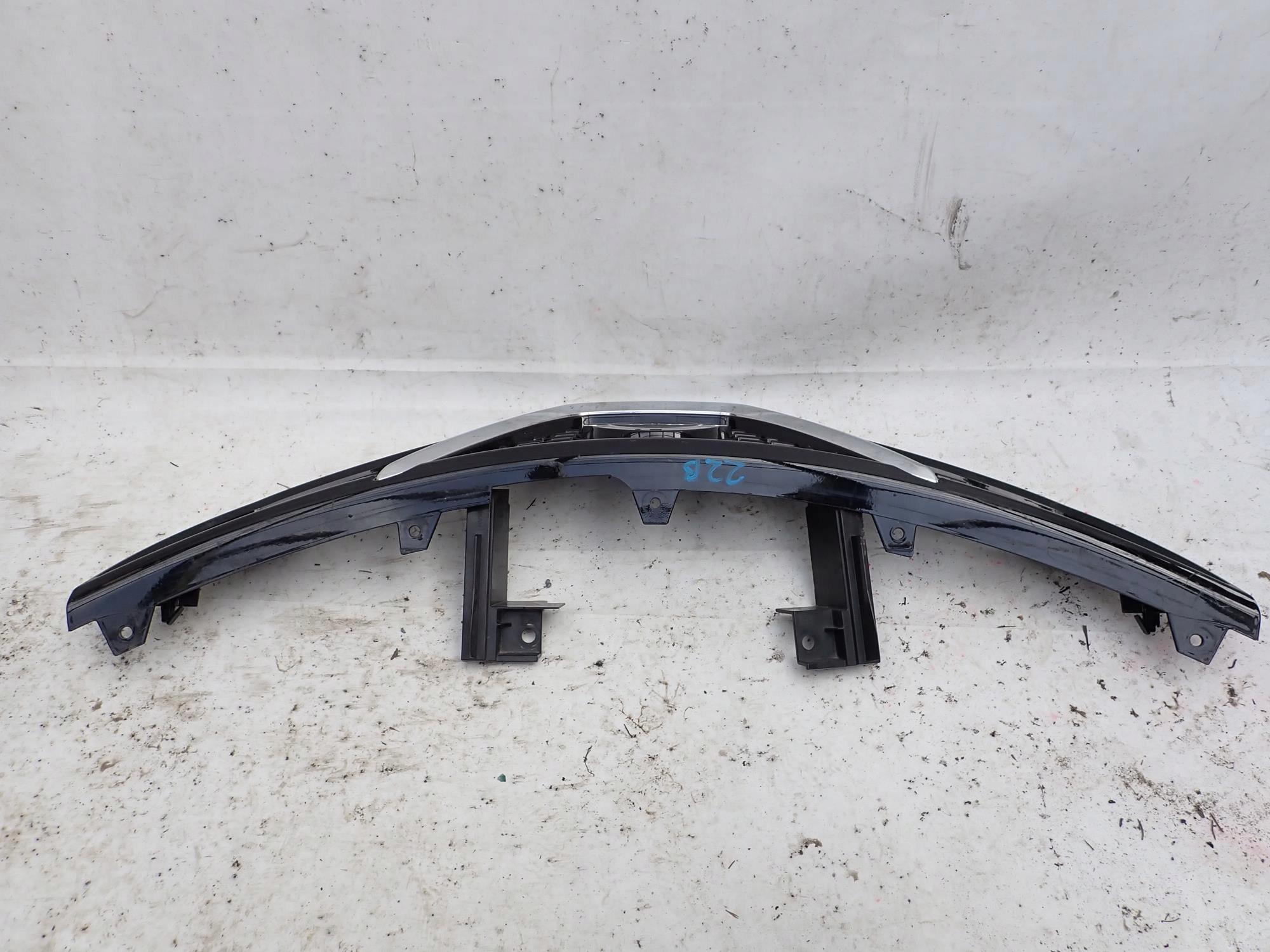 NISSAN PULSAR C13 14-18 Grill Grill