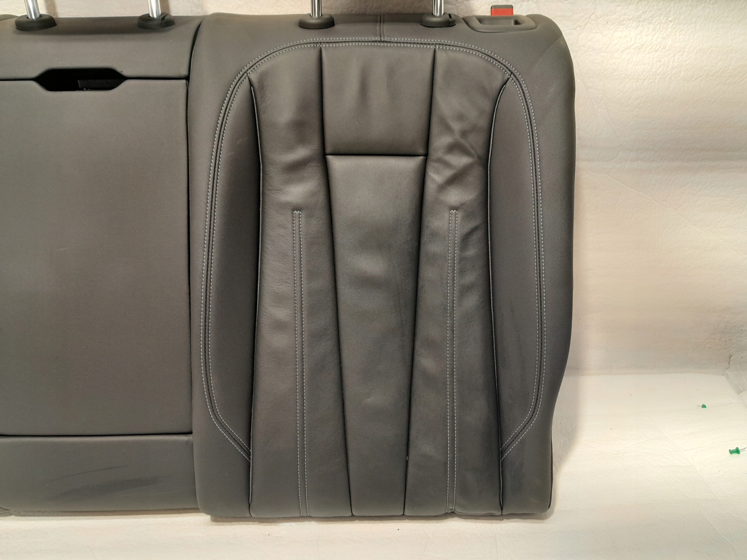 AUDI A4 B9 LIFT seat rear part leather armrest rest