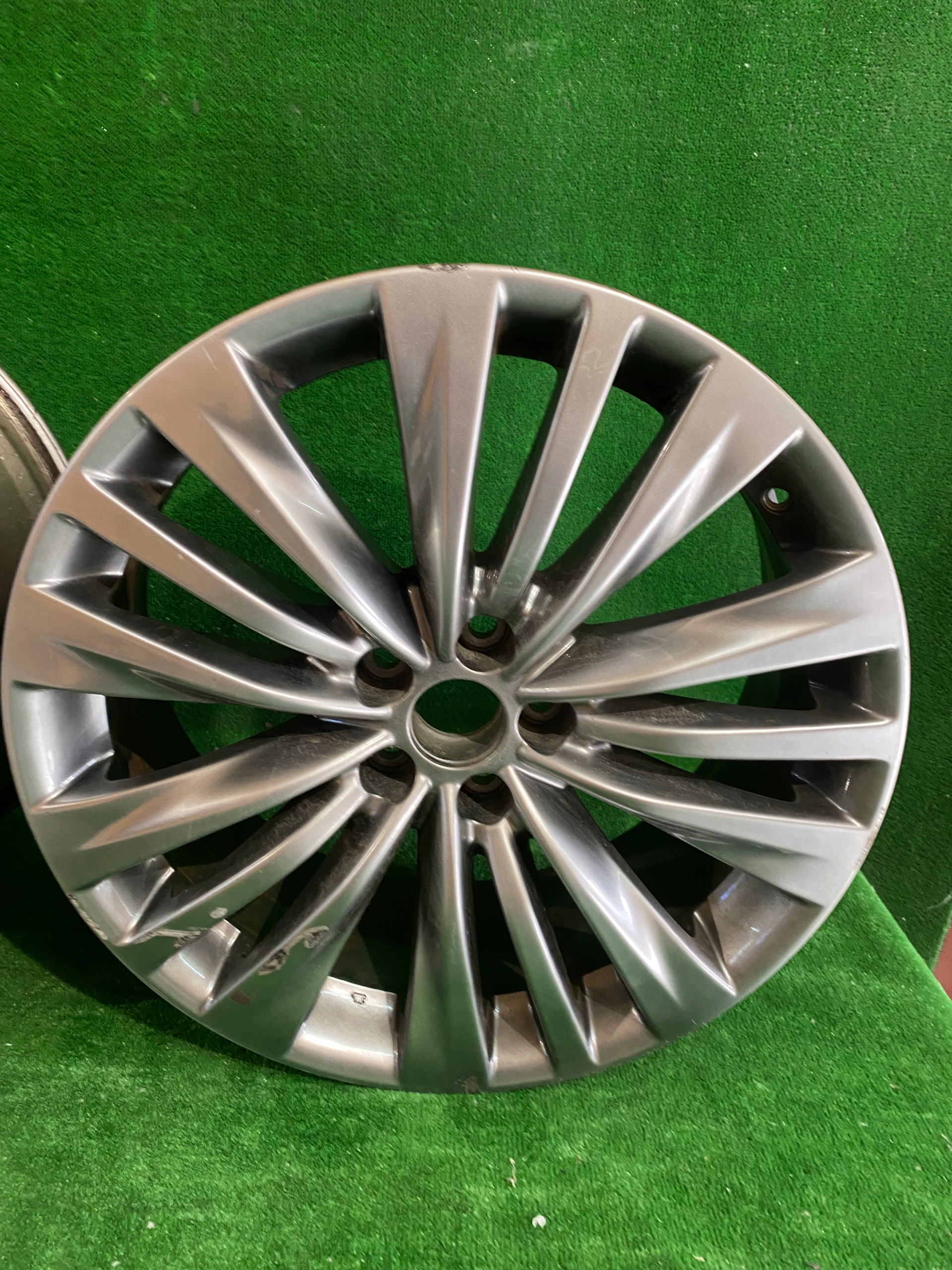 disk TOYOTA HIGHLANDER 20” 8J ET35