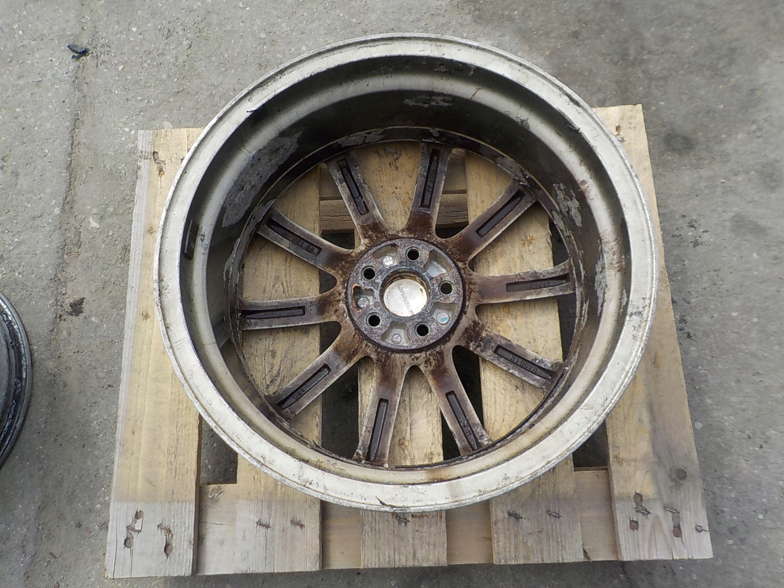 SUBARU LEGACY IV FORESTER II disk hliníkový R18 5x100
