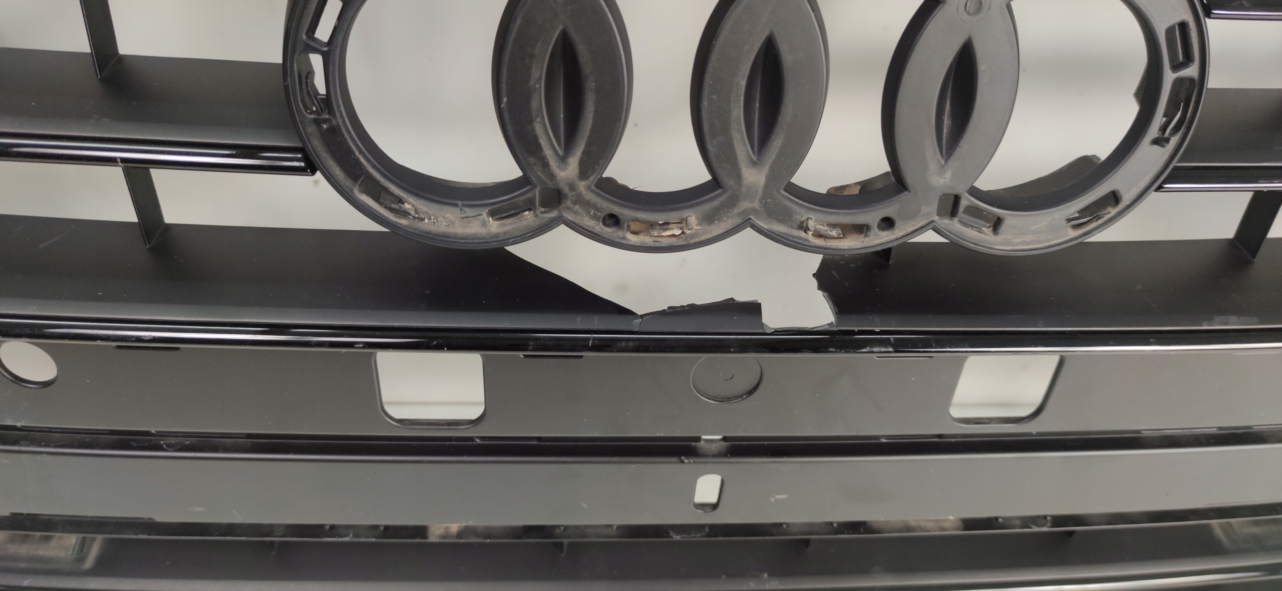 GRILLE AUDI A8 D5 4N0 4N0853651H