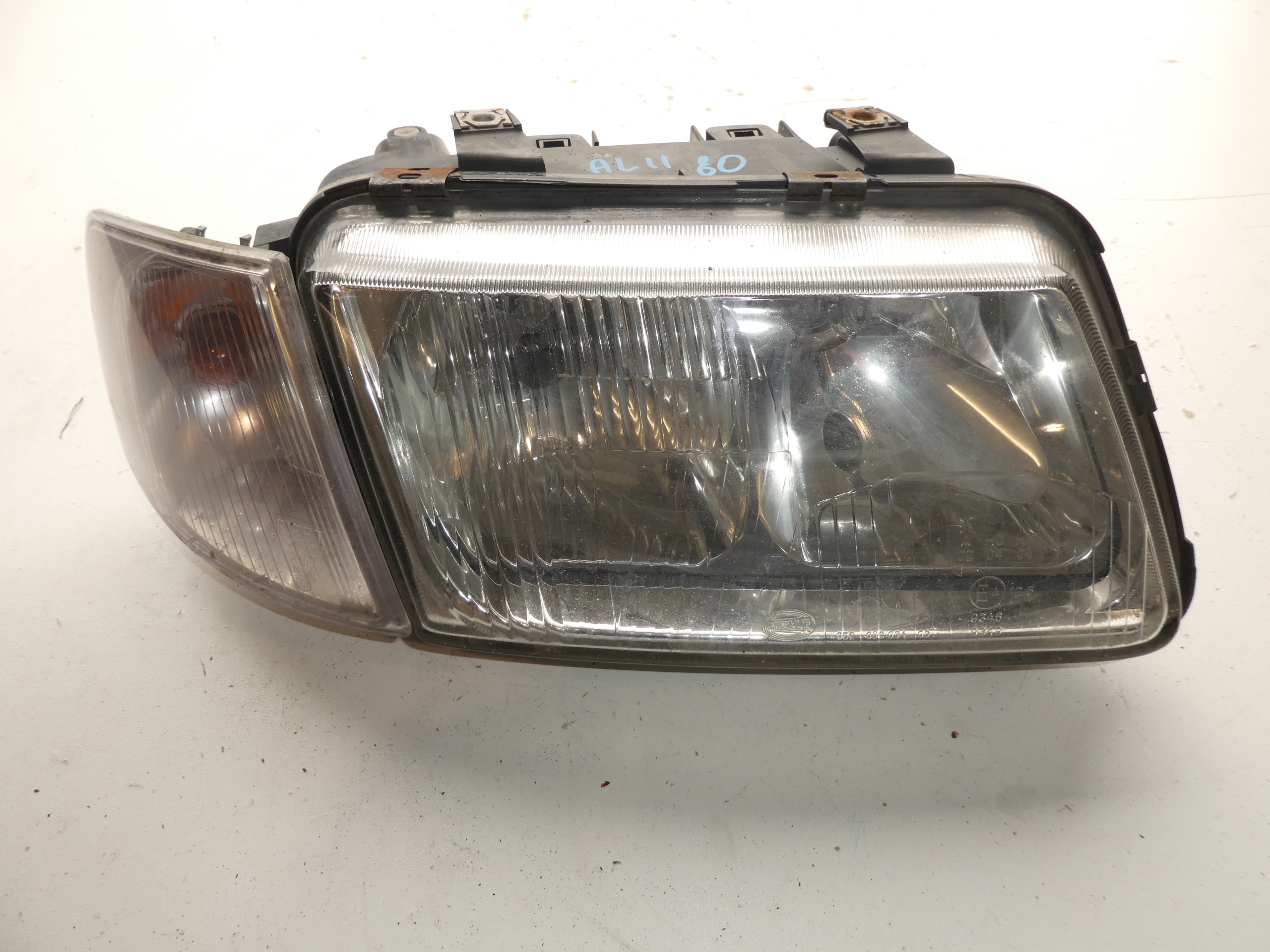 light front right AUDI A3 8P 96350600