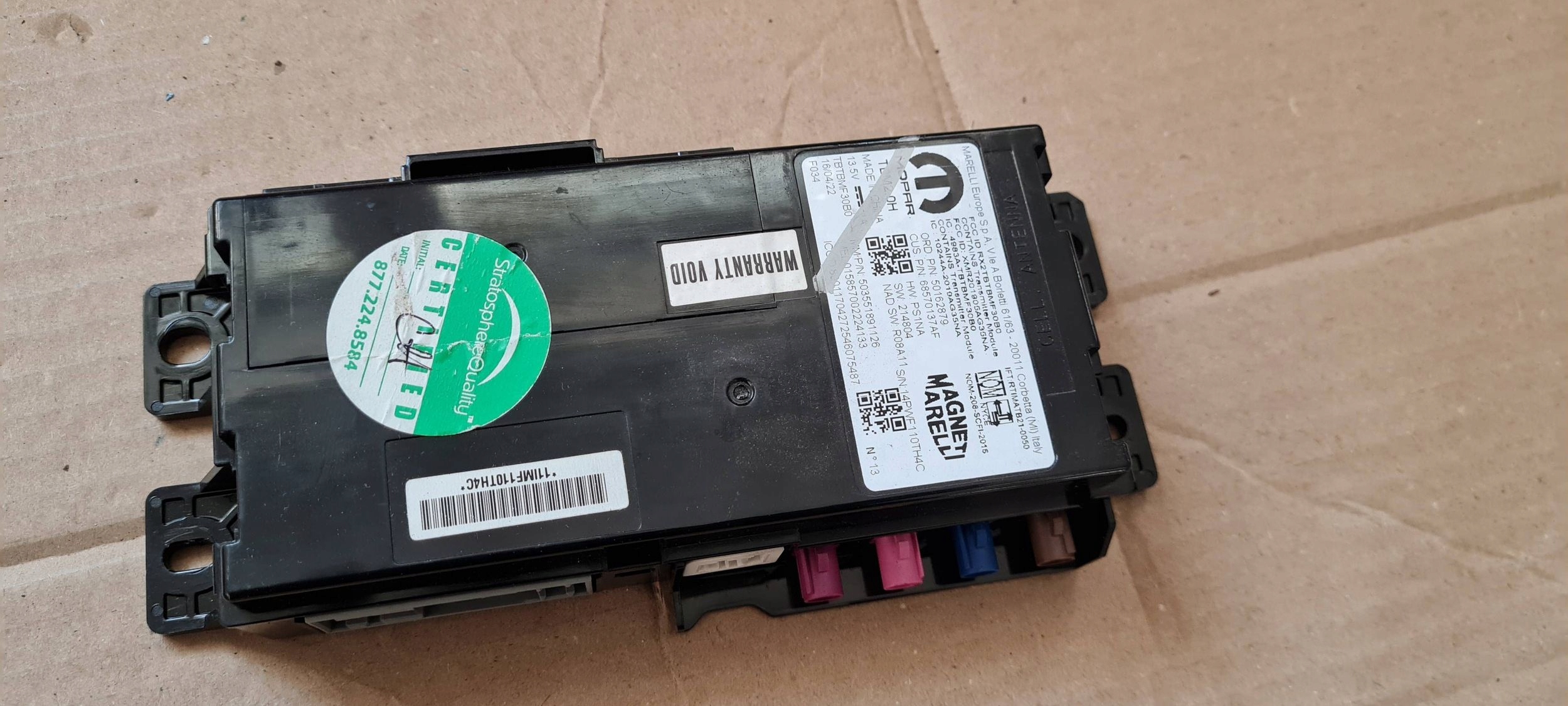 Jeep Grand Cherokee WL 2022 module control unit Telematics 68570137AF