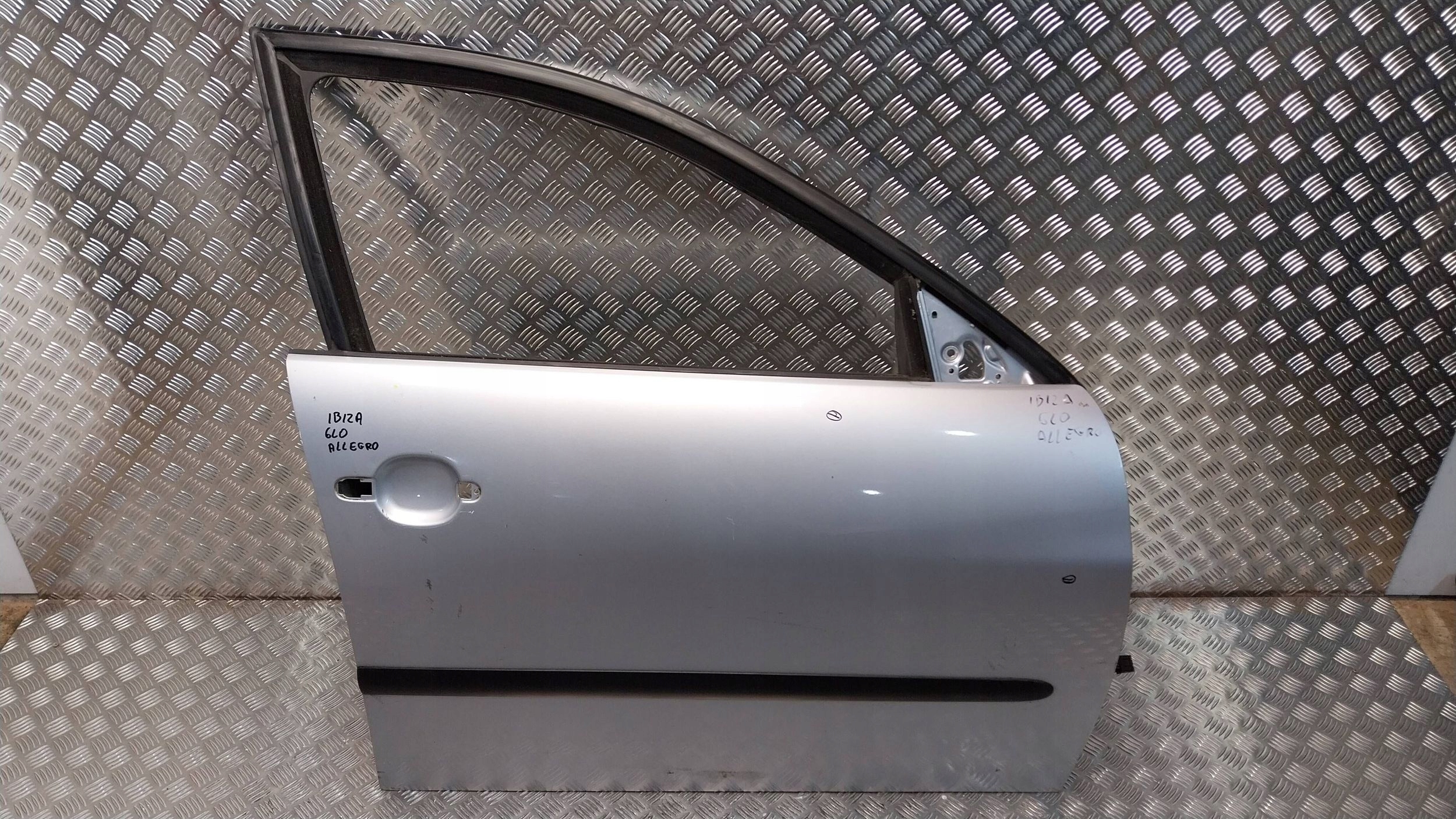 door front right SEAT IBIZA III 6L 02