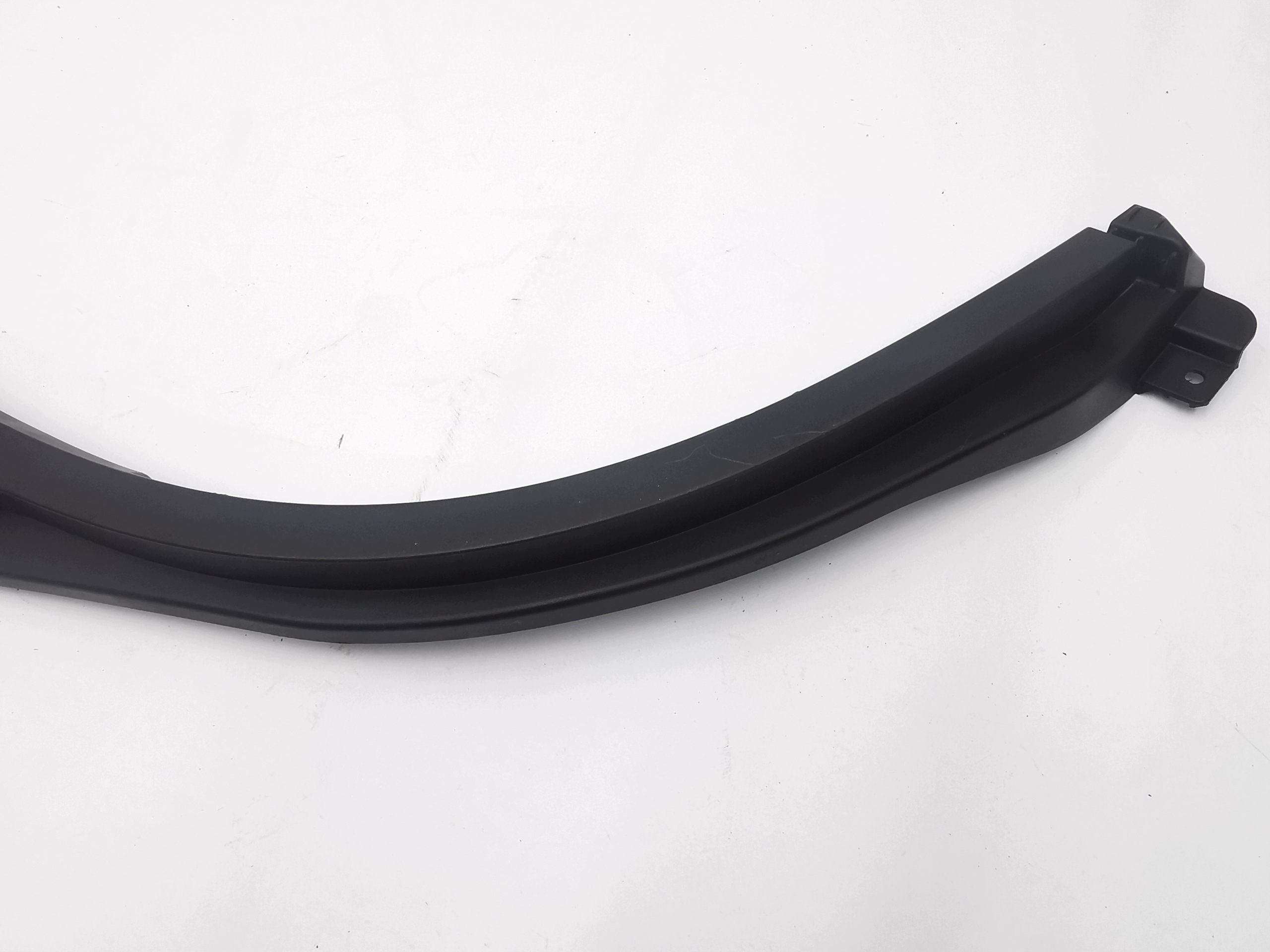 couverture aile gauche arrière SUZUKI SX4 / 77261-63T0