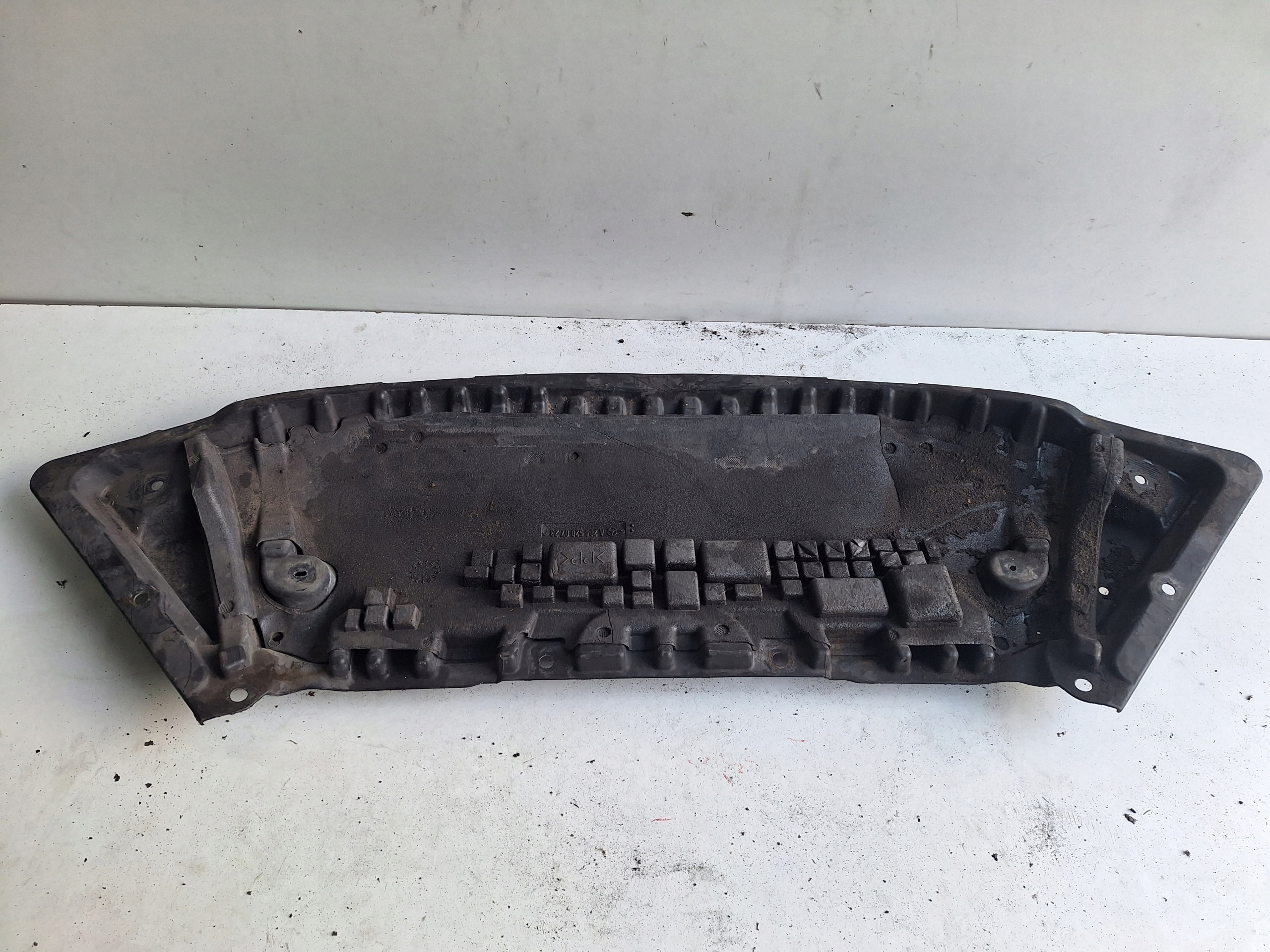 MERCEDES C-KLASA W204 08-11 cover below bumper