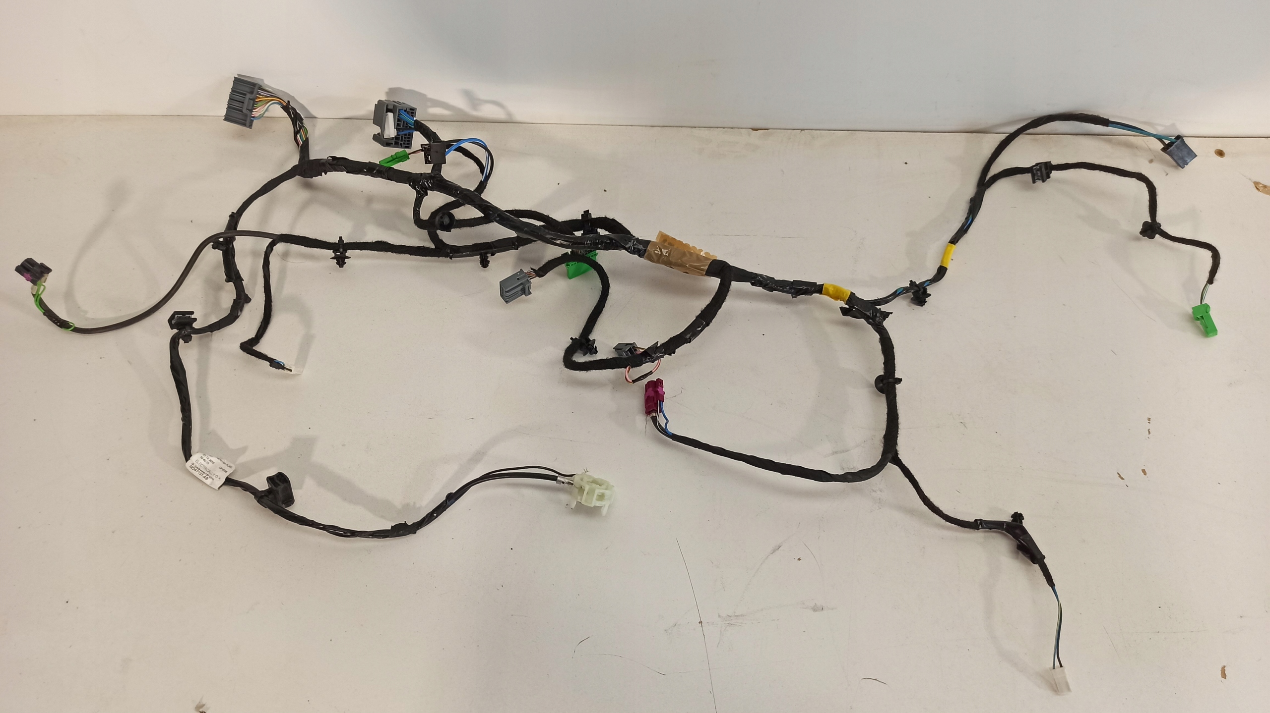 VOLVO V60 2020 жгут проводов 32247137 AB