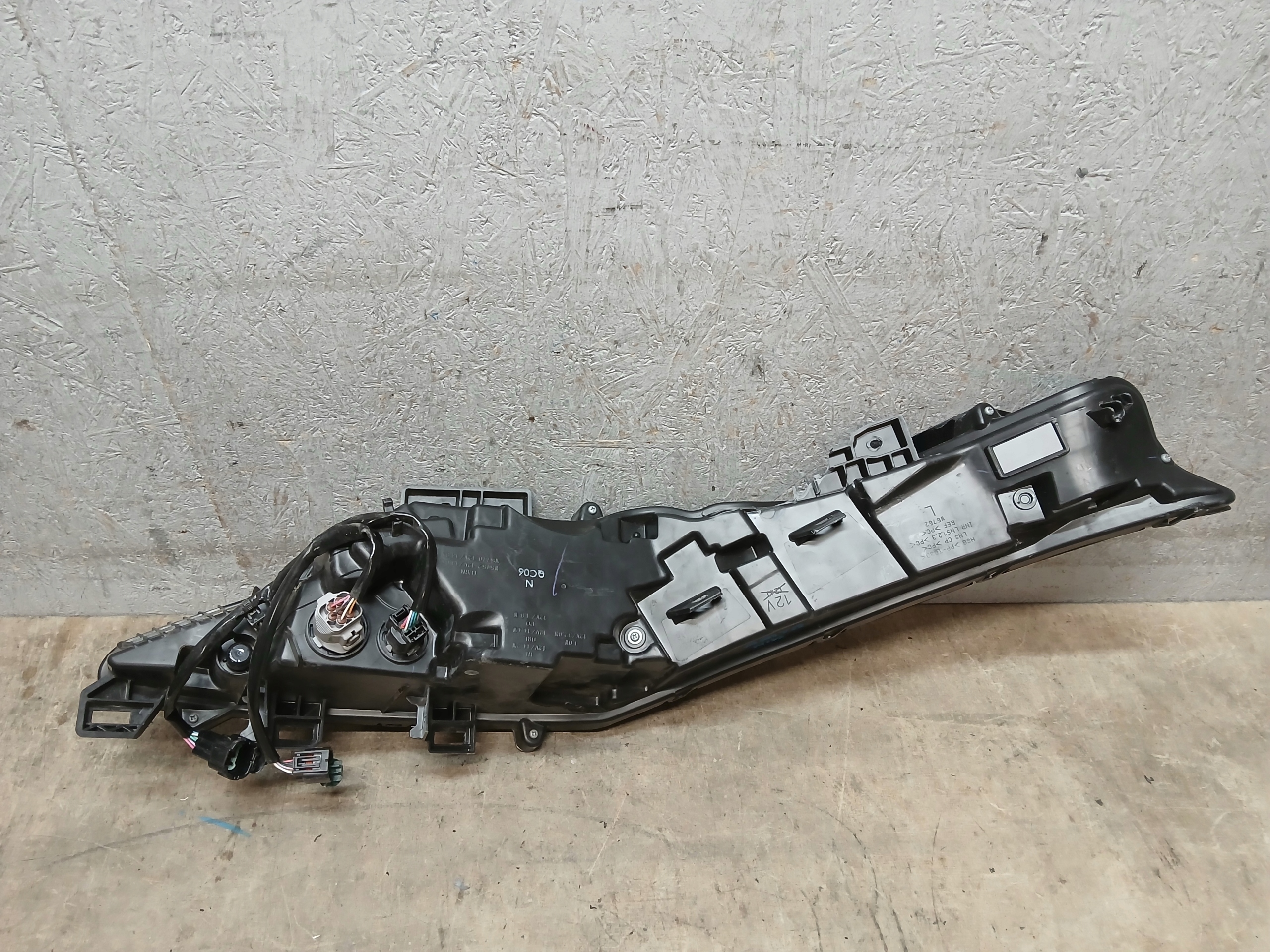 light front left NISSAN ARIYA FULL LED