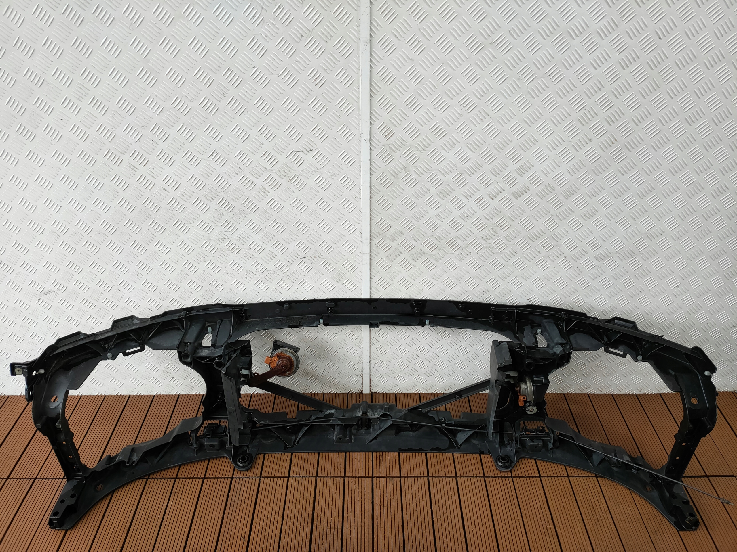 LAND ROVER DISCOVERY III L320 04-09 support panel for radiators pillar + ZAMKI KPL OE