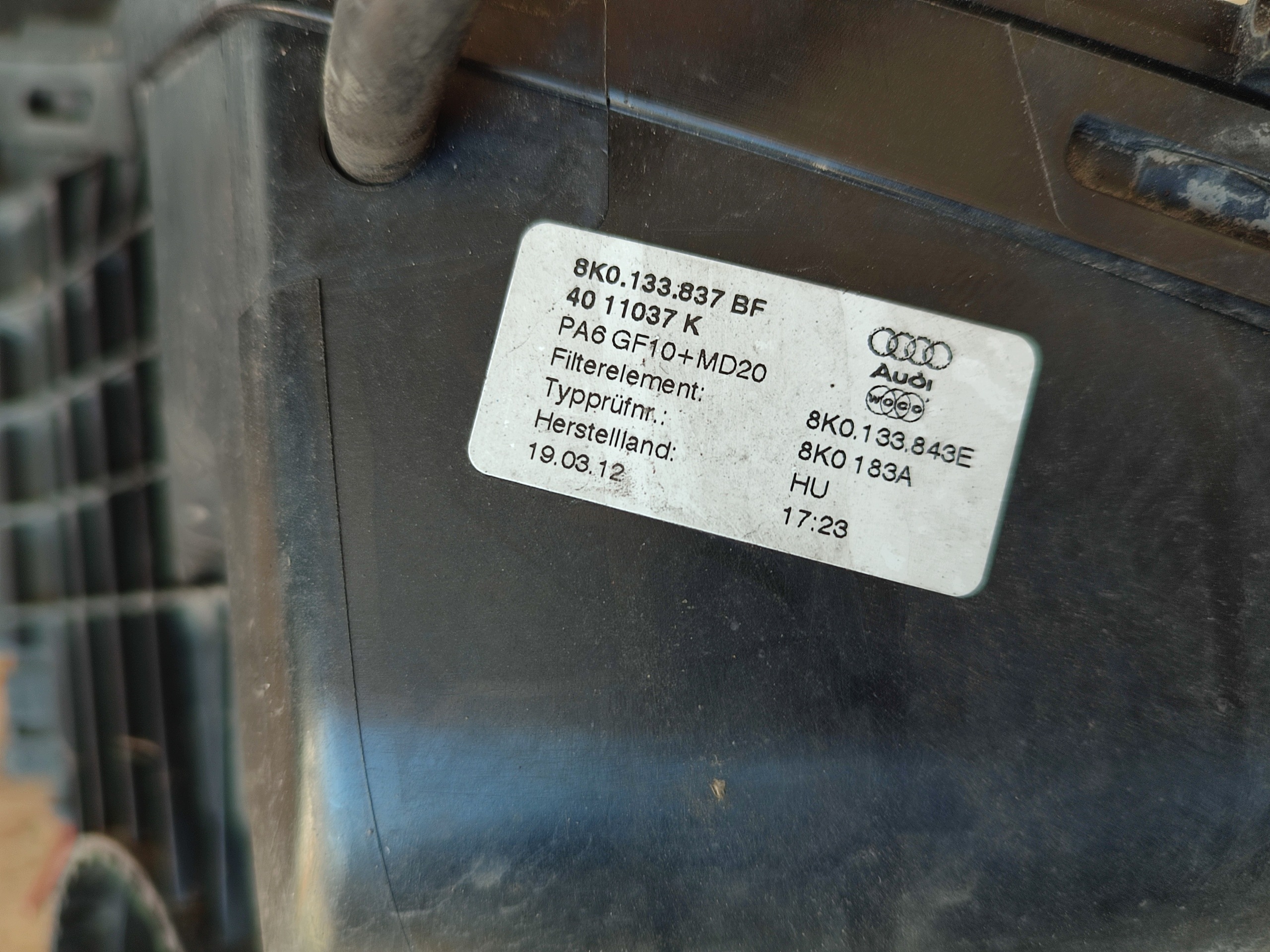 Audi A4 B8 8K A5 8T Q5 8R luftfiltergehäuse 8K0133837BF