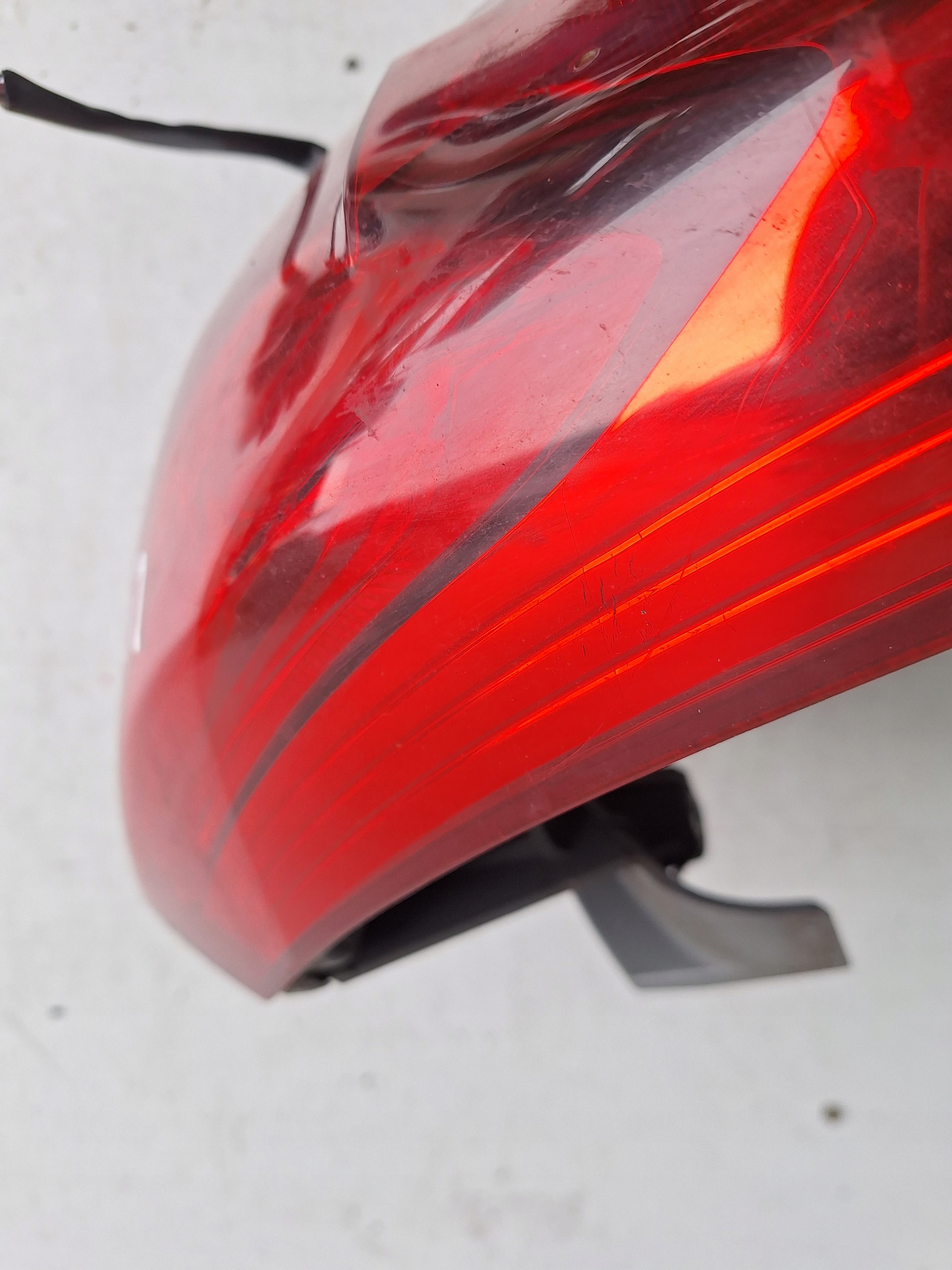HYUNDAI I40 LIFT 15-> light left rear part LED KOMBI