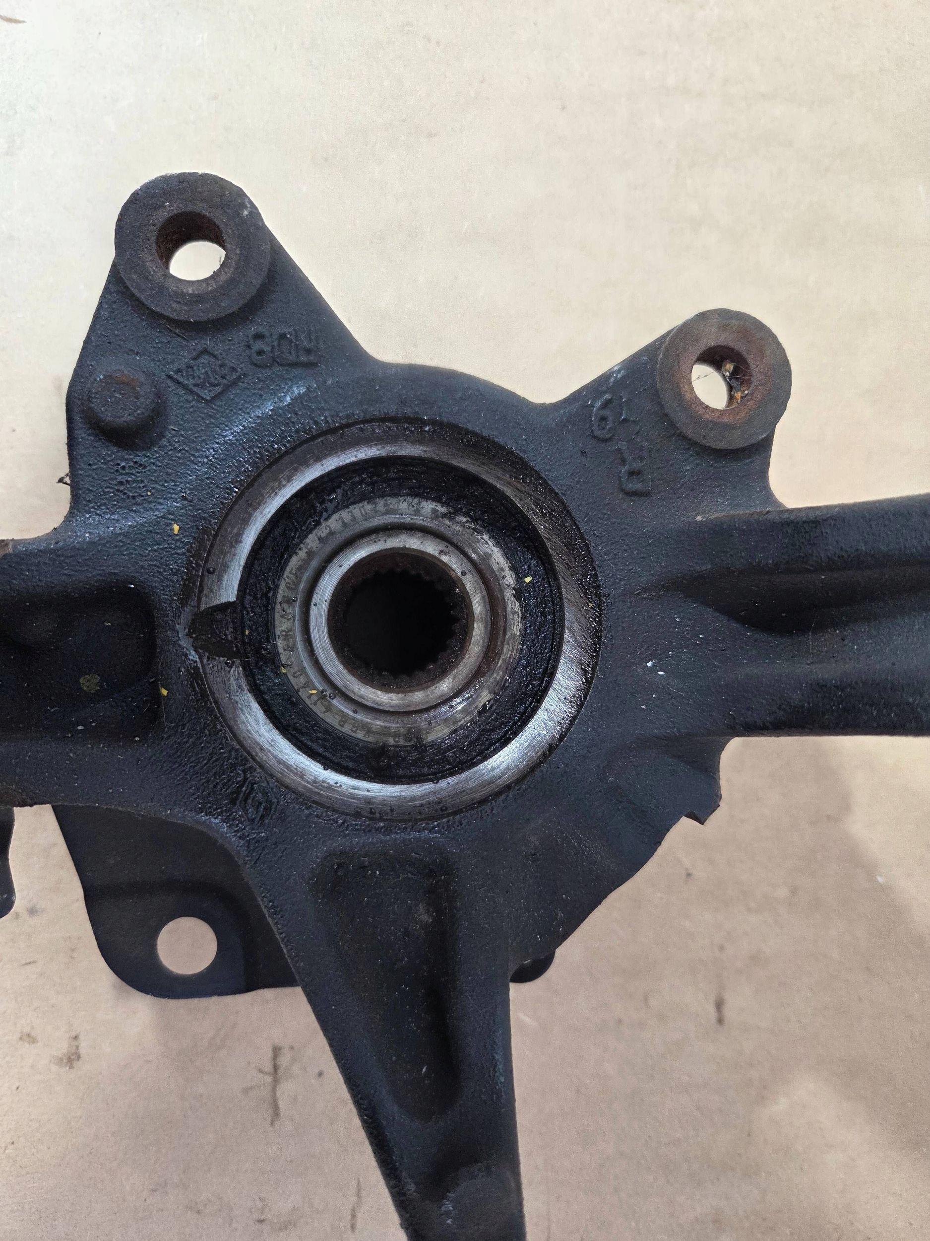 Renault Clio IV swing front right 401335700R (B310)