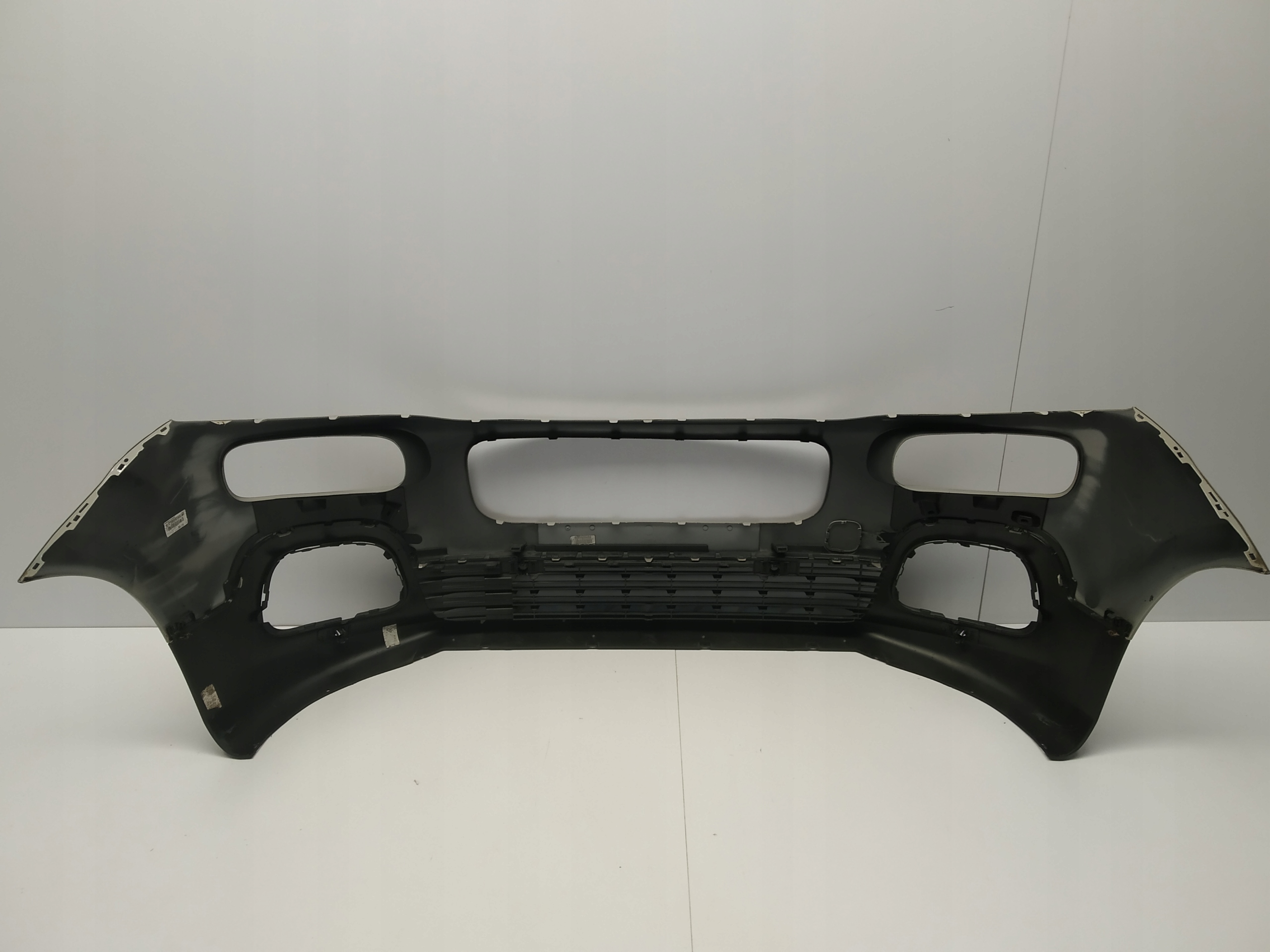 Citroen Berlingo IV Multispace bumper nie klejony front original