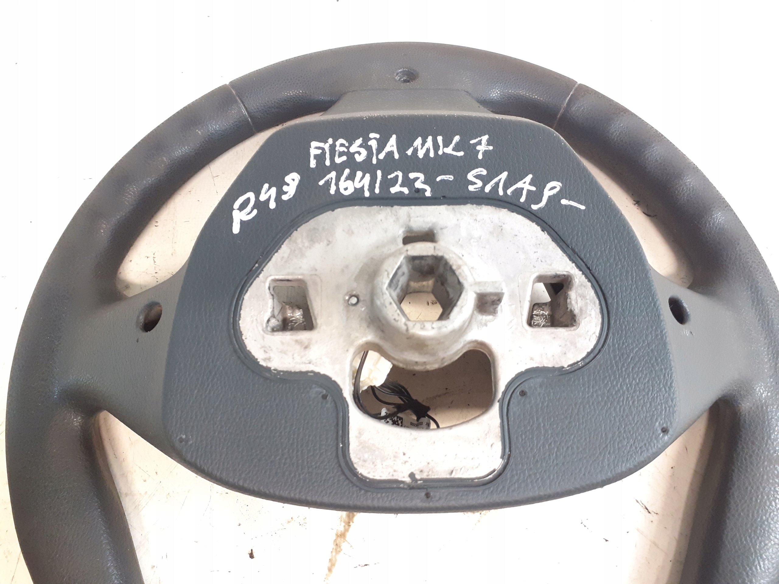 FORD FIESTA MK7 lenkrad 62146117A