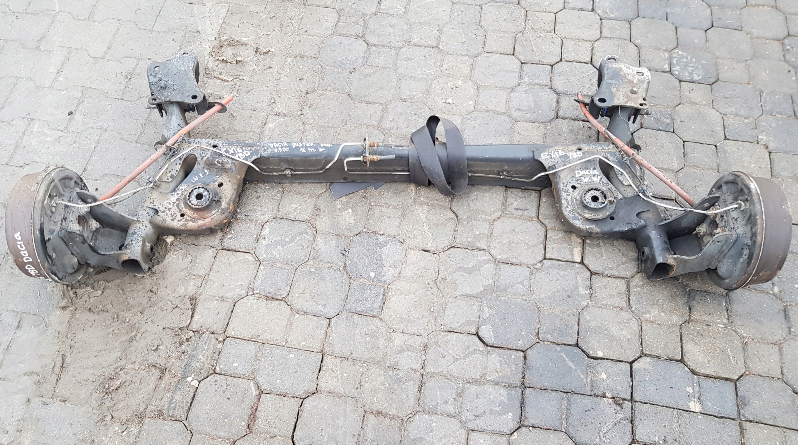 DACIA DUSTER and 1.5DCI 2016 suspension beam axis rear part rear BEBNY