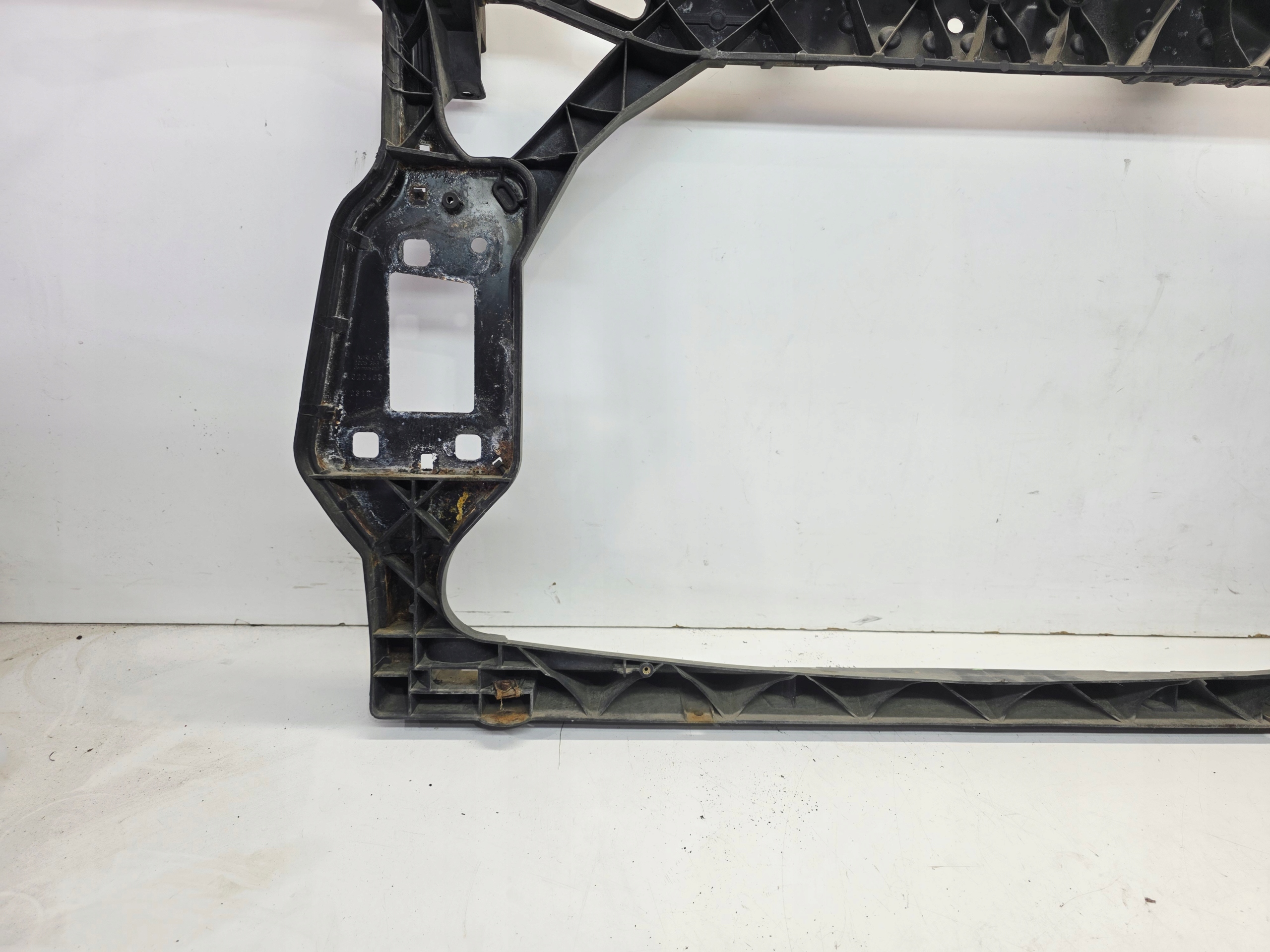 support panel for radiators pillar iron AUDI A4 B8 A5 8T 8K0805594J