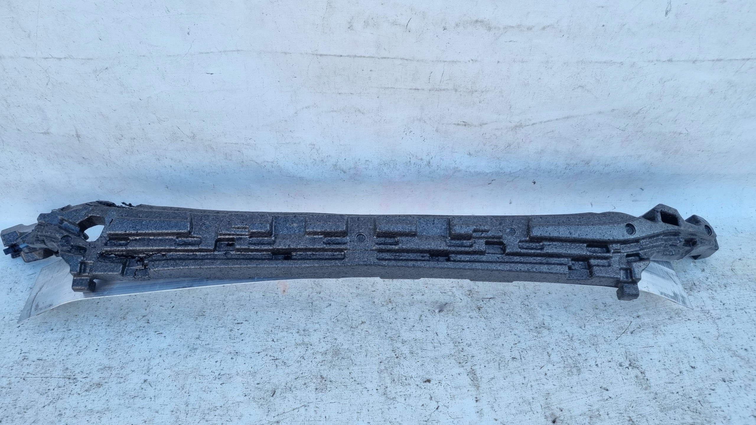 A2476203301 - Передняя балка + поглотитель MERCEDES GLA H247 19-AMG