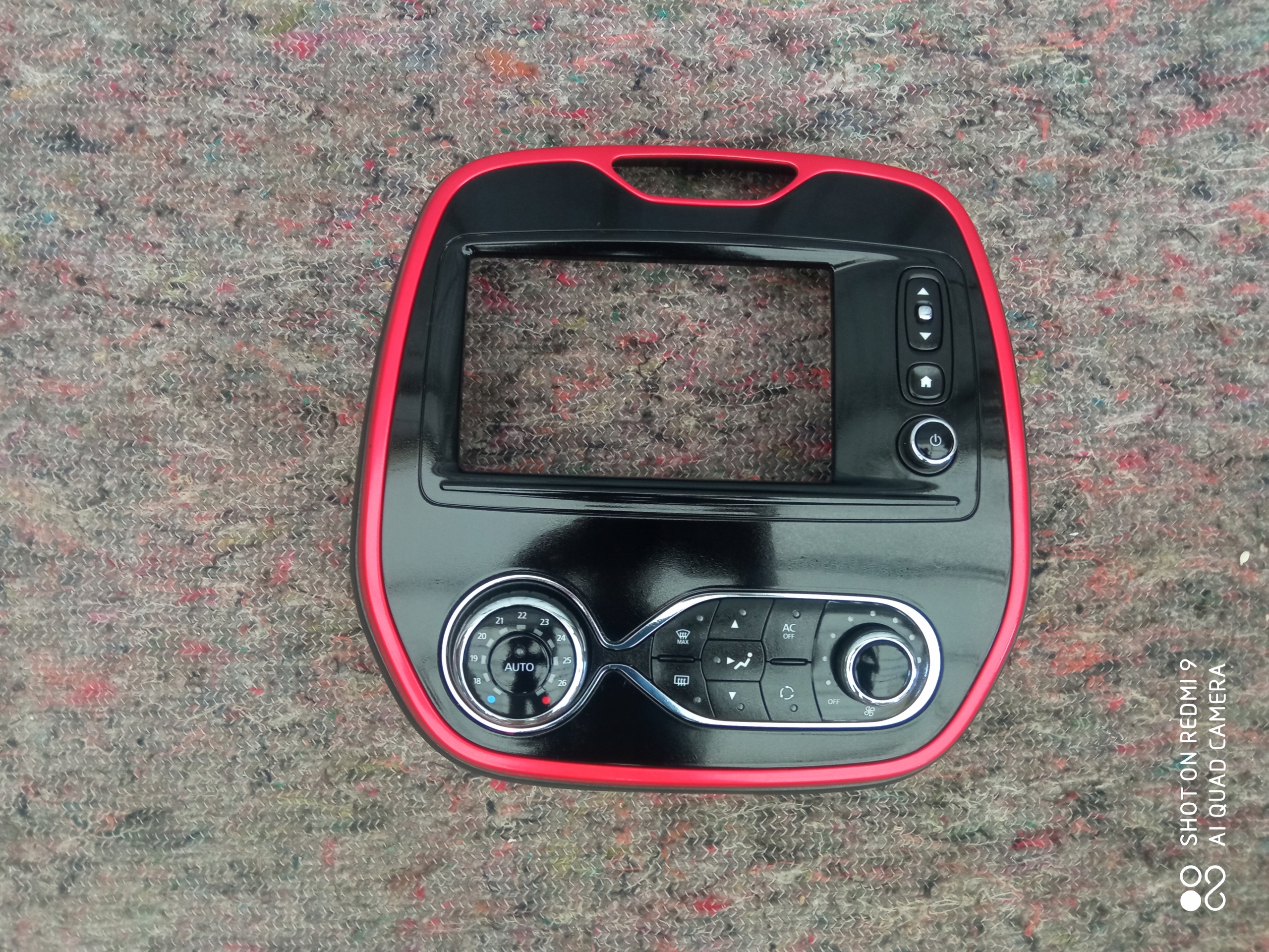 682705384R 682700795R - CAPTUR ЦЕНТРАЛЬНА КОНСОЛЬ РАМКА ПАНЕЛЬ КОНДИЦІОНЕРА