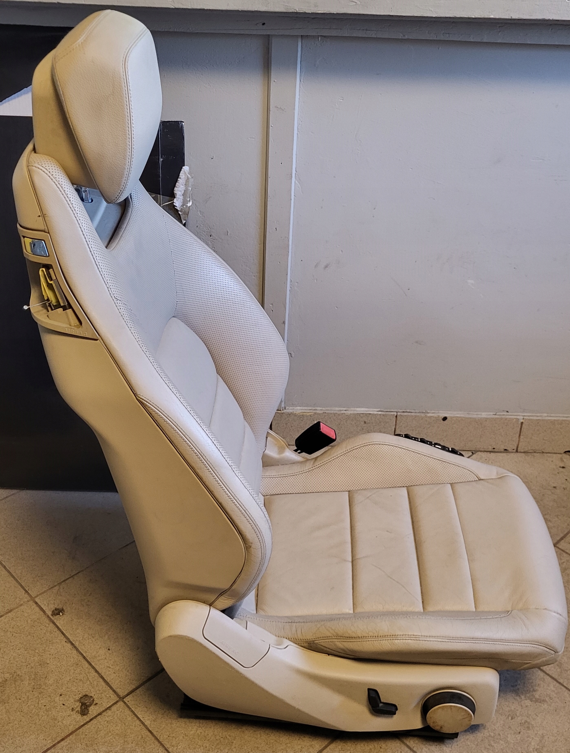 seat right front leather Mercedes E W207 COUPE OE EUROPA