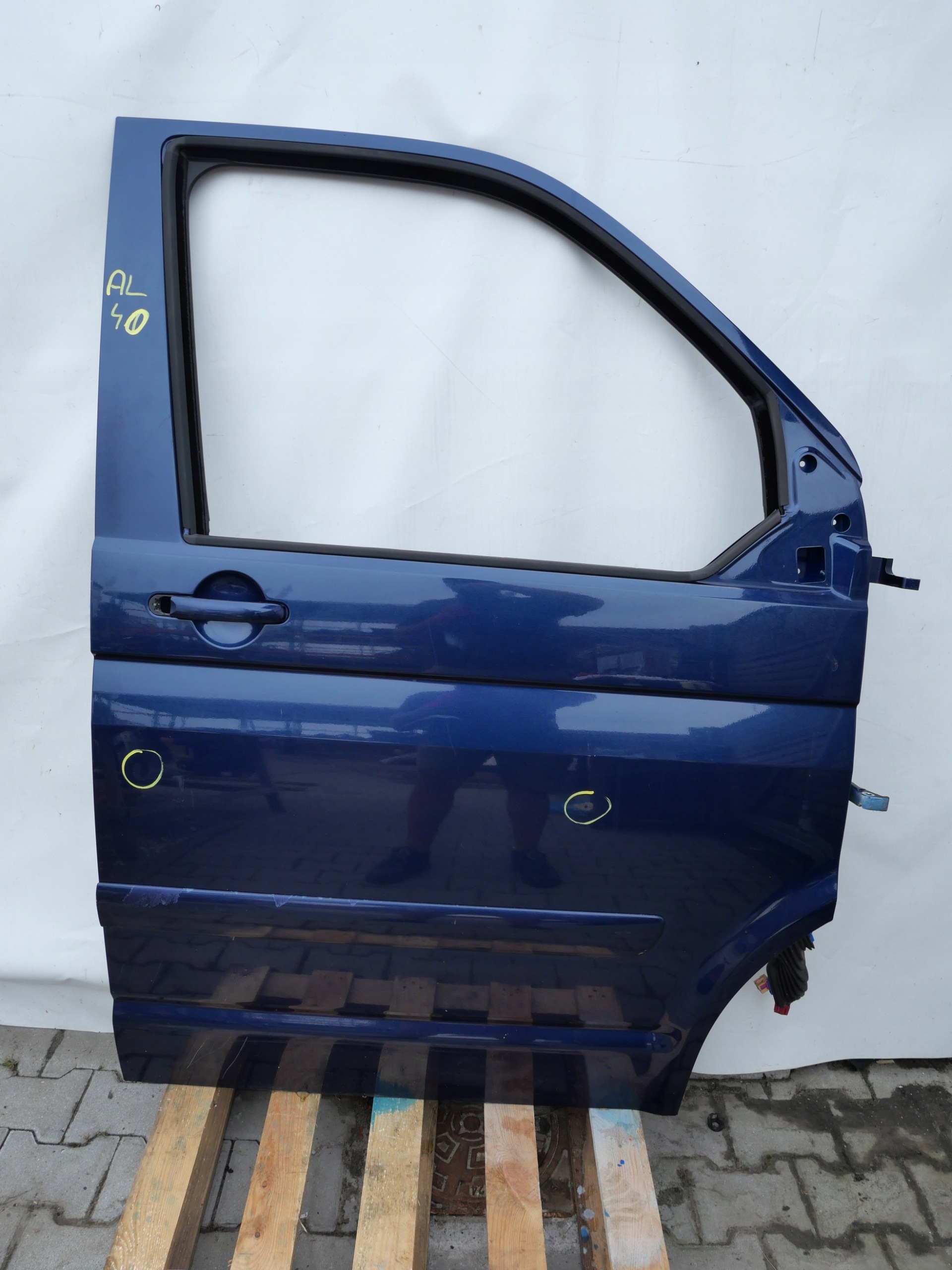 VW T5 MULTIVAN dveře pravé předek