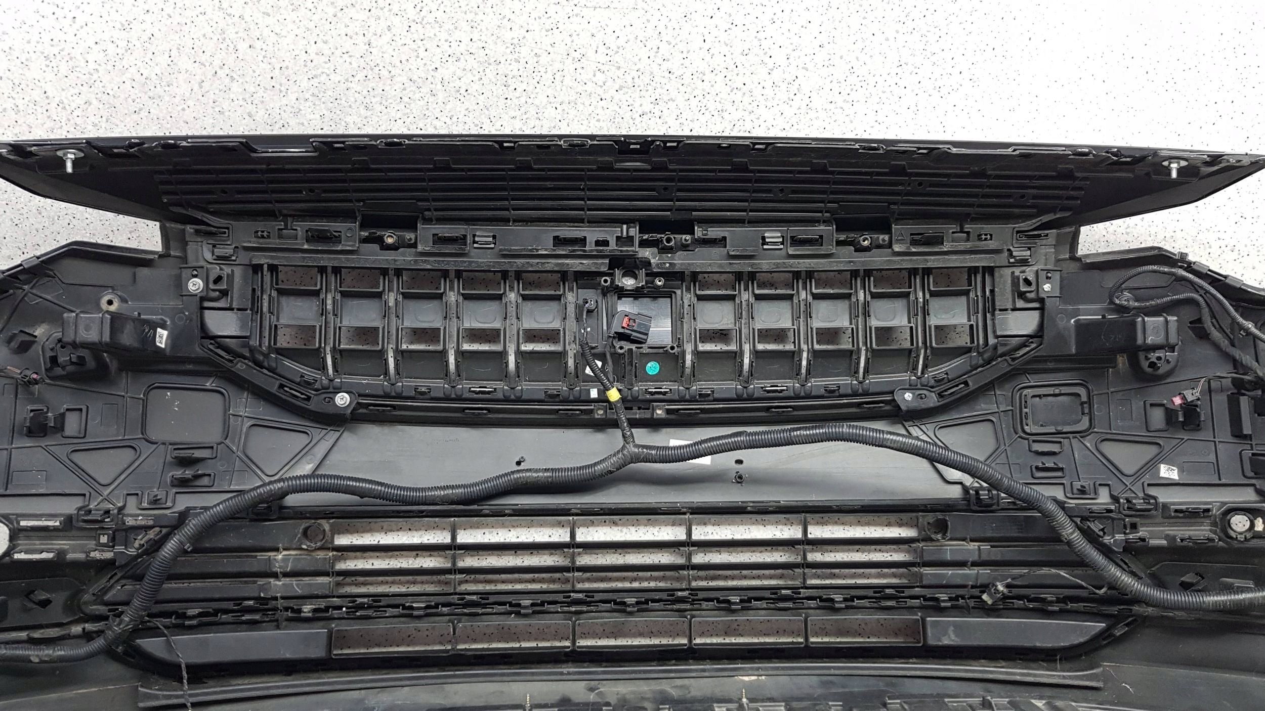 Polestar 2 2020r front bumper 31690327