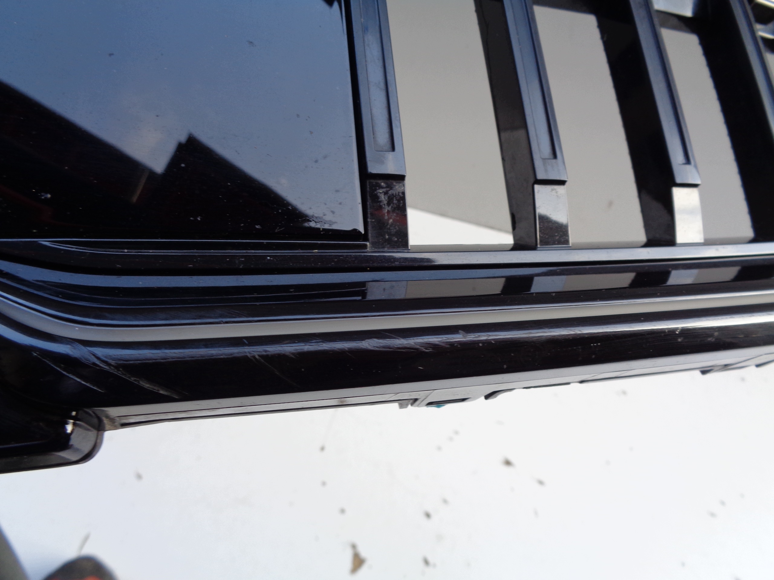 Grille BMW I5 5 G60 G61 23- SHADOW LED NR 53694