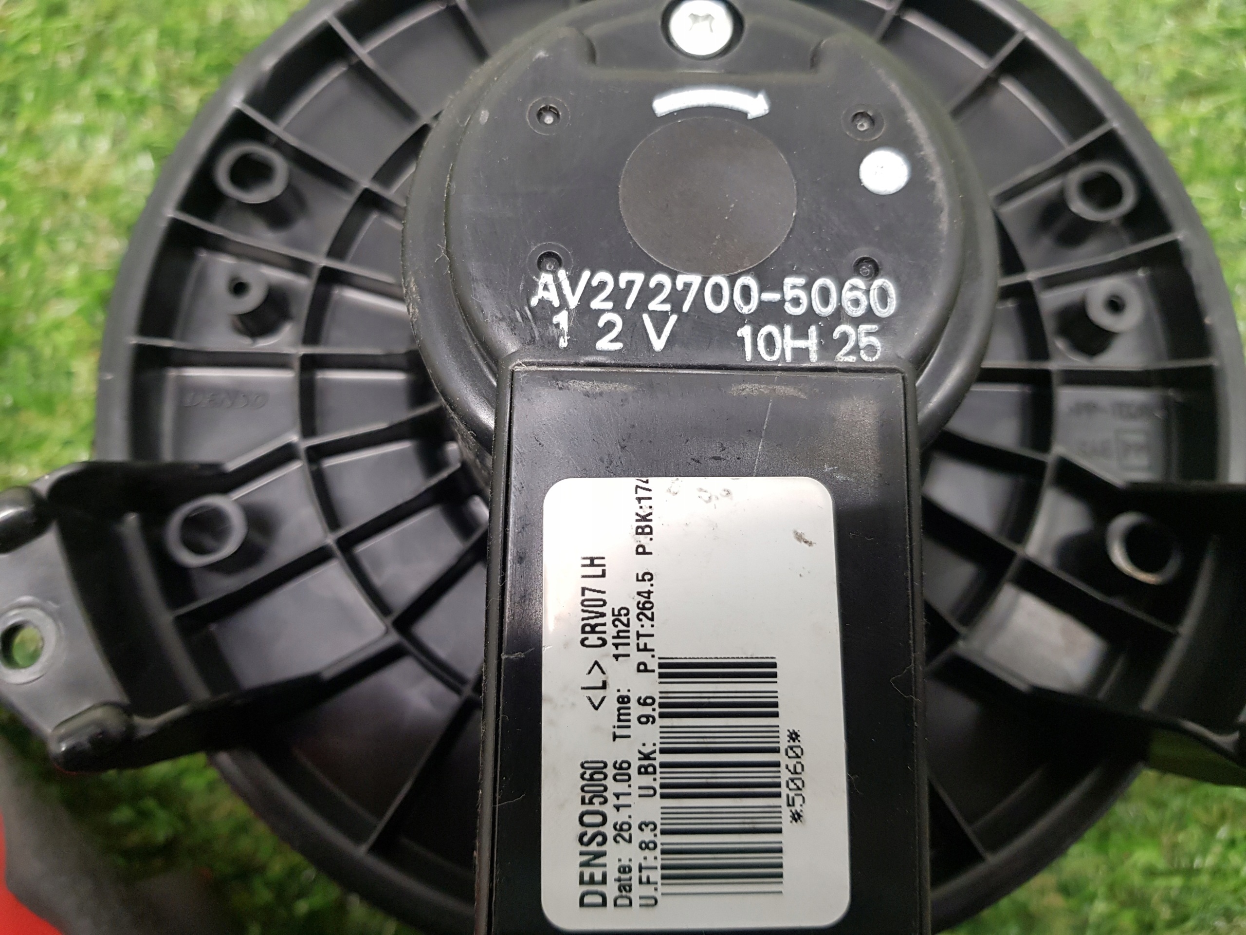 ventilator rešetka ventilacije HONDA CR-V III AV272700-5060