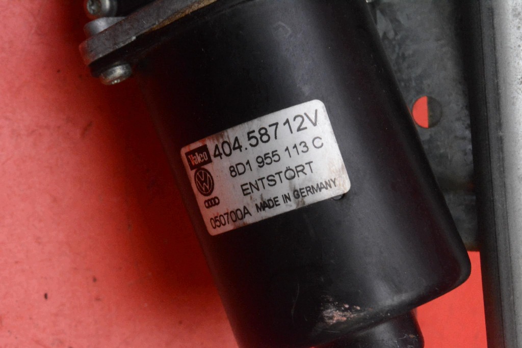Gestänge Motor Wischer vorne EU 4B1955023C AUDI A6 C5 97-01