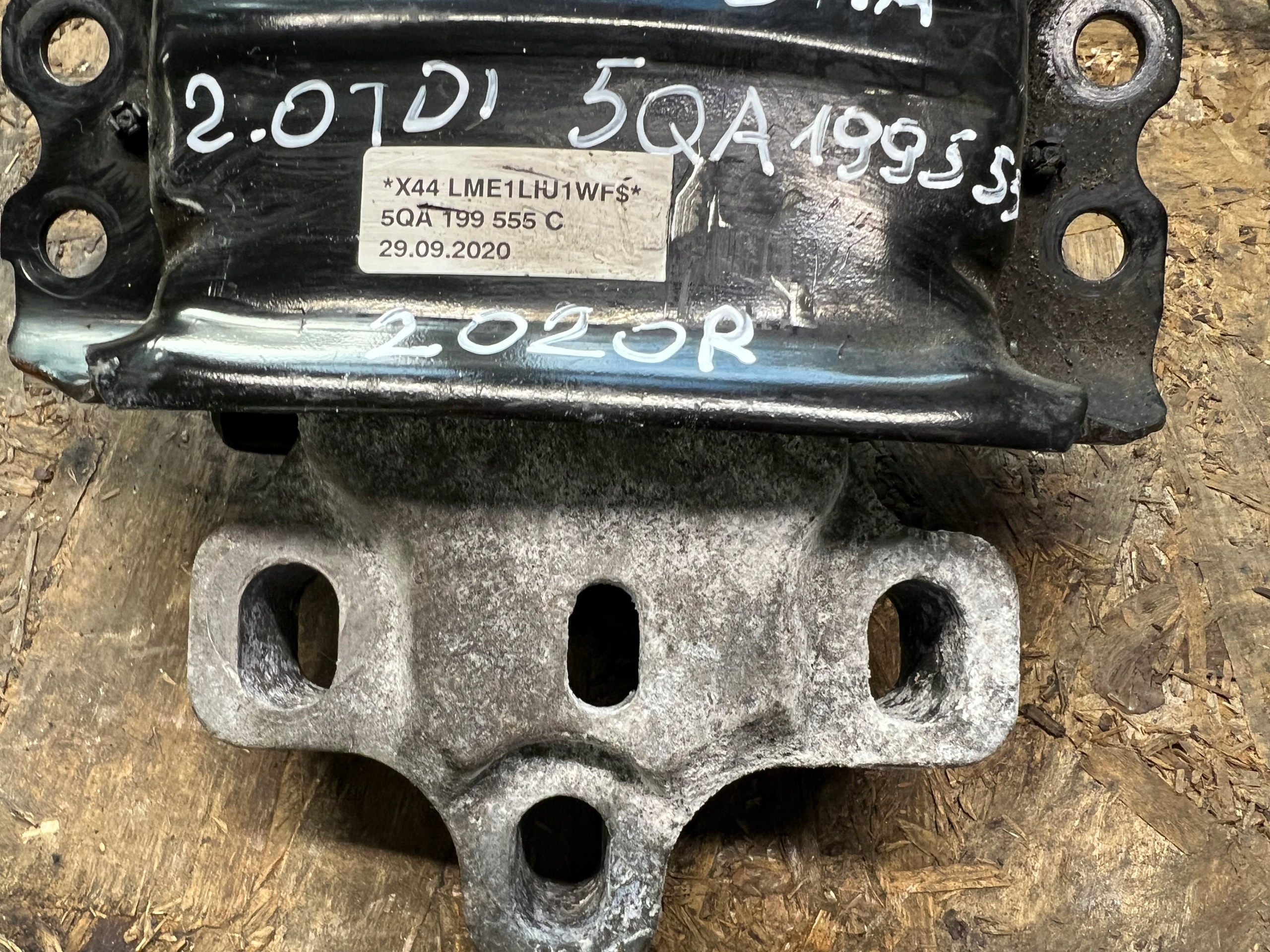 airbag engine mount VW TIGUAN II 2.0 TDI