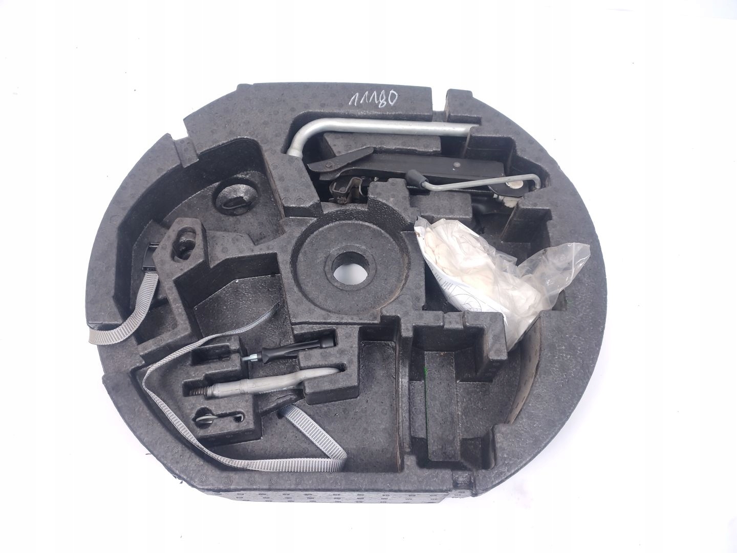 ZESTAW NAPRAWCZY WKŁAD KOŁA LEWAREK KLUCZ VW TOURAN I 1T LIFT (10-15) Stan opakowania zastępcze