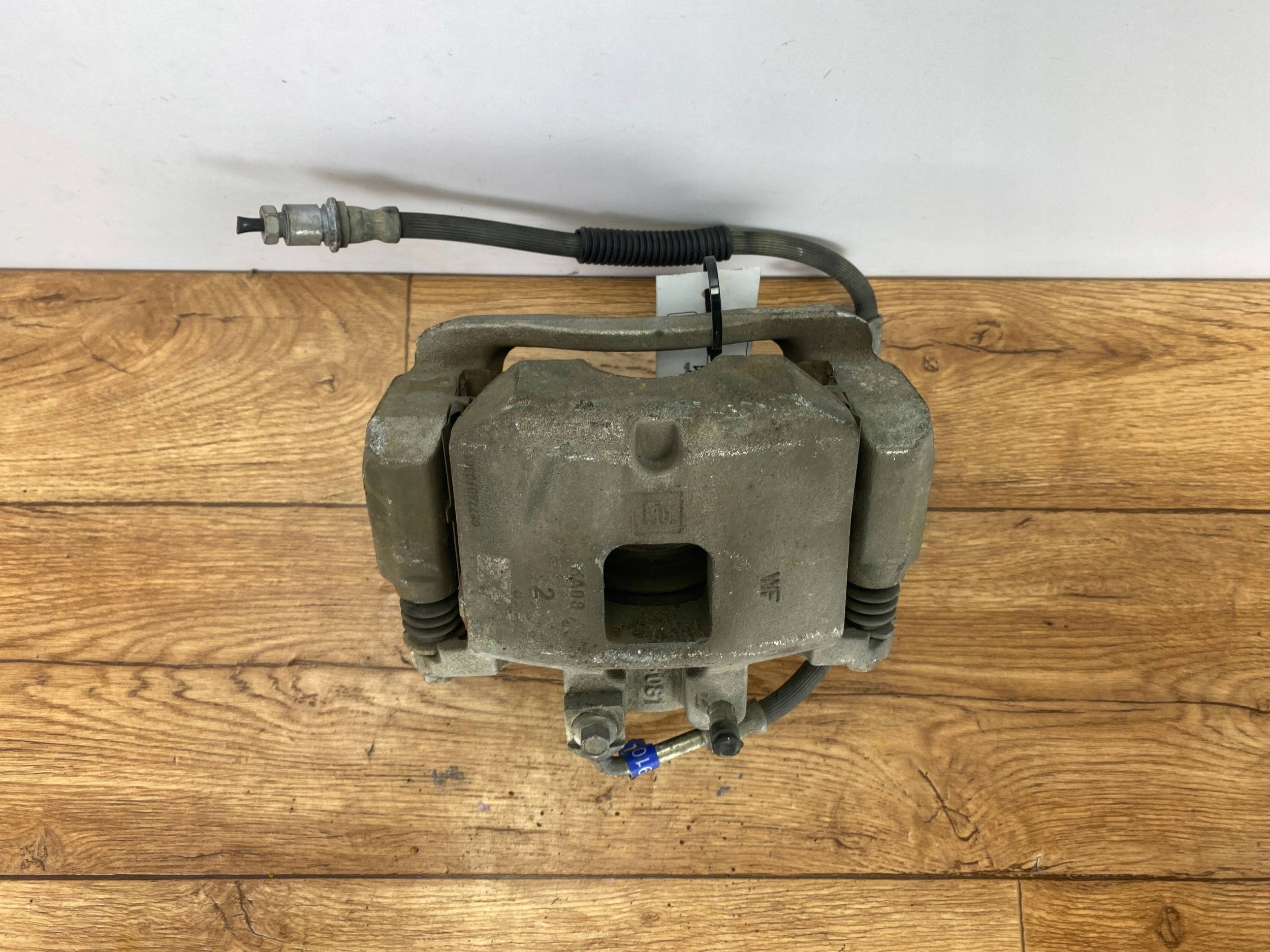 caliper brake front left Chevrolet Camaro 2016