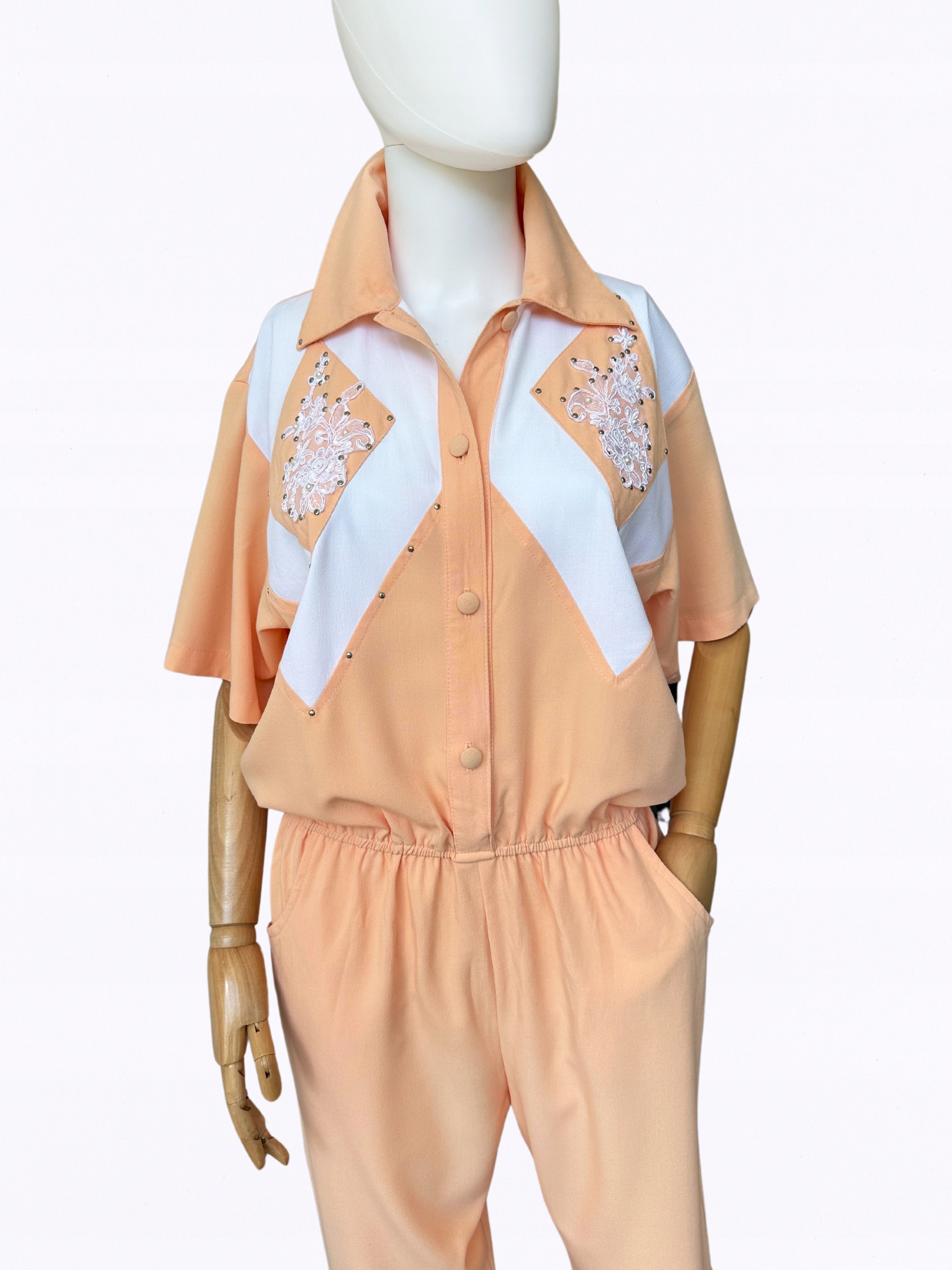 Kombinezon vintage wyszywany lata 80-te nity 80's Rodzaj nogawki prosta