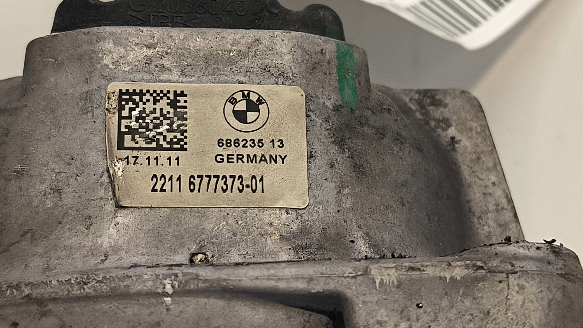 engine mount 68623513 BMW 750I L 7 F01