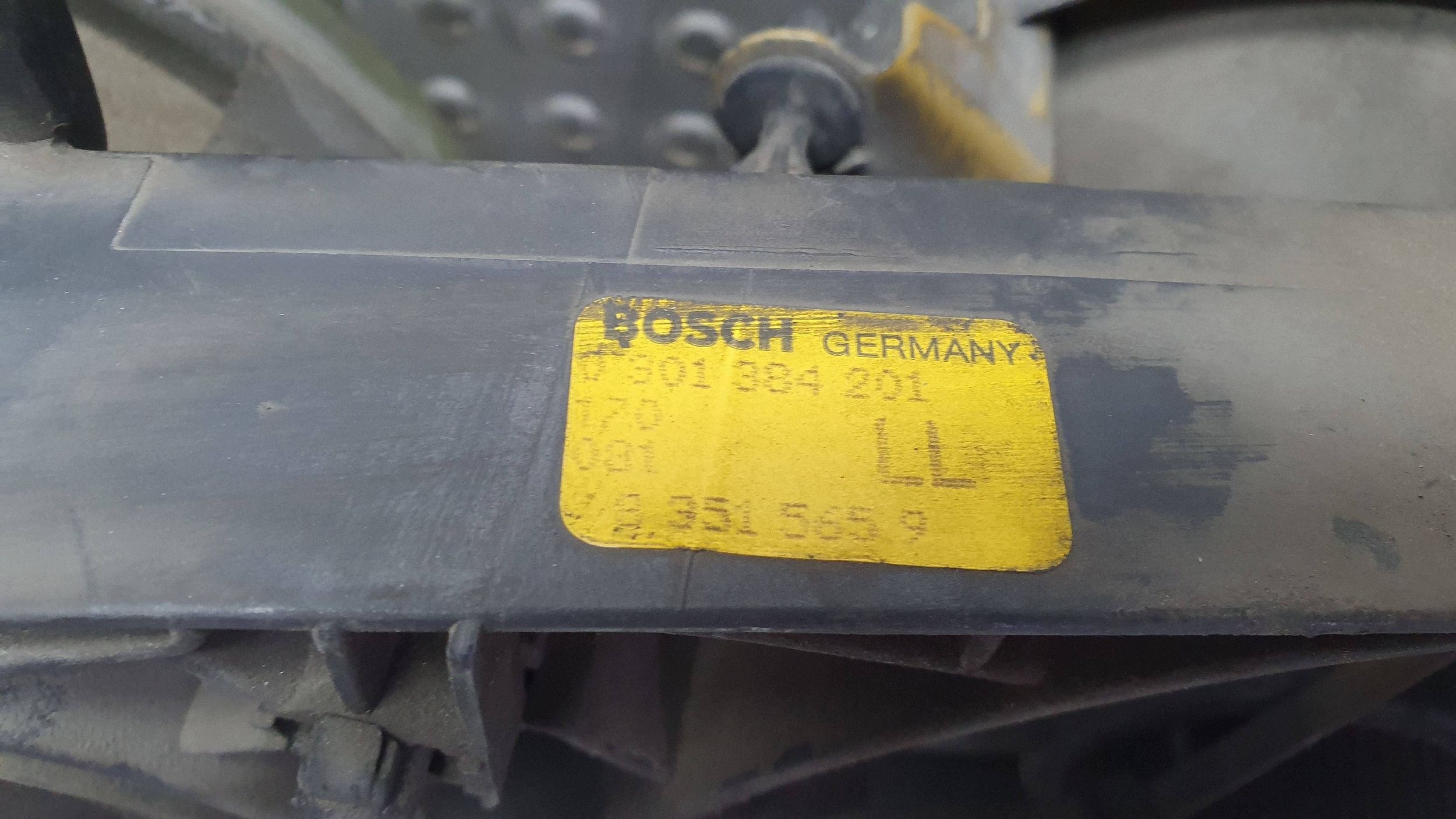 light left front 0301384201 BMW 5 E32 E34 original EUROPA